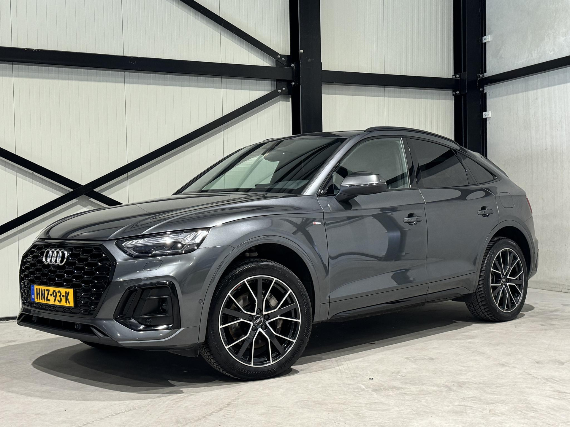 Audi Q5 Sportback 50 TFSI e S-Line HNZ93K