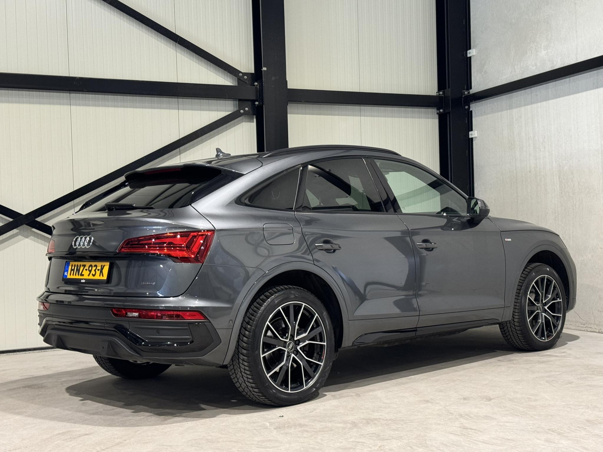 Audi Q5 Sportback 50 TFSI e S-Line HNZ93K