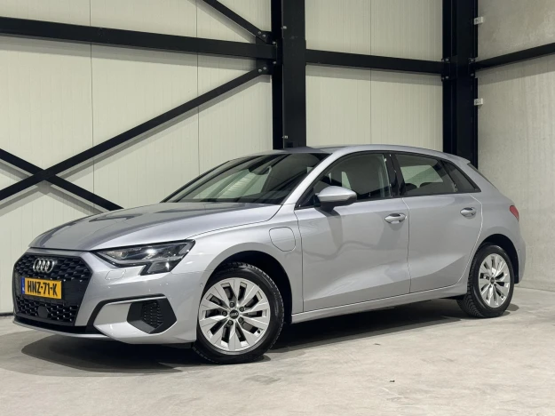 Audi A3 Sportback 40 TFSI e Business HNZ71K