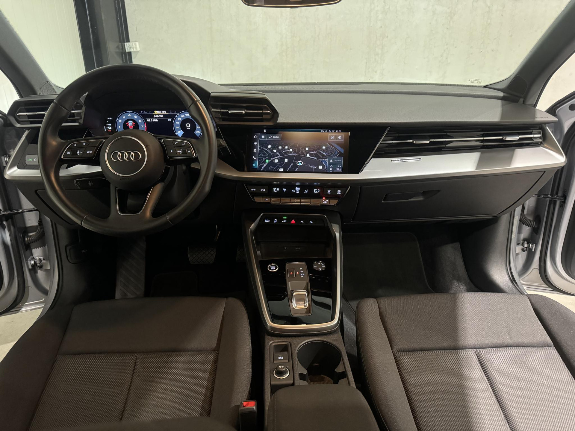 Audi A3 Sportback 40 TFSI e Business HNZ71K