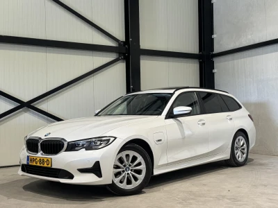 BMW 3 Serie Touring 320e Business HPG88D