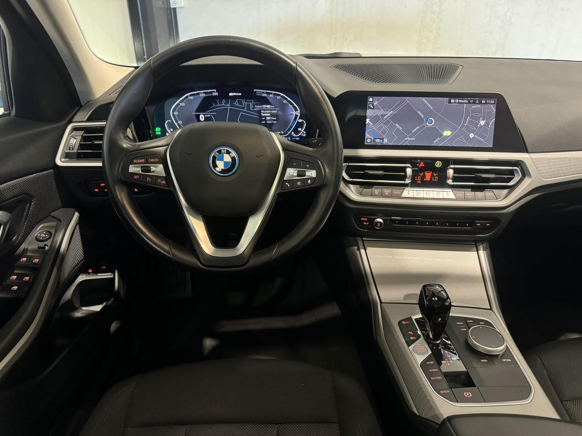 BMW 3 Serie Touring 320e Business HPG88D