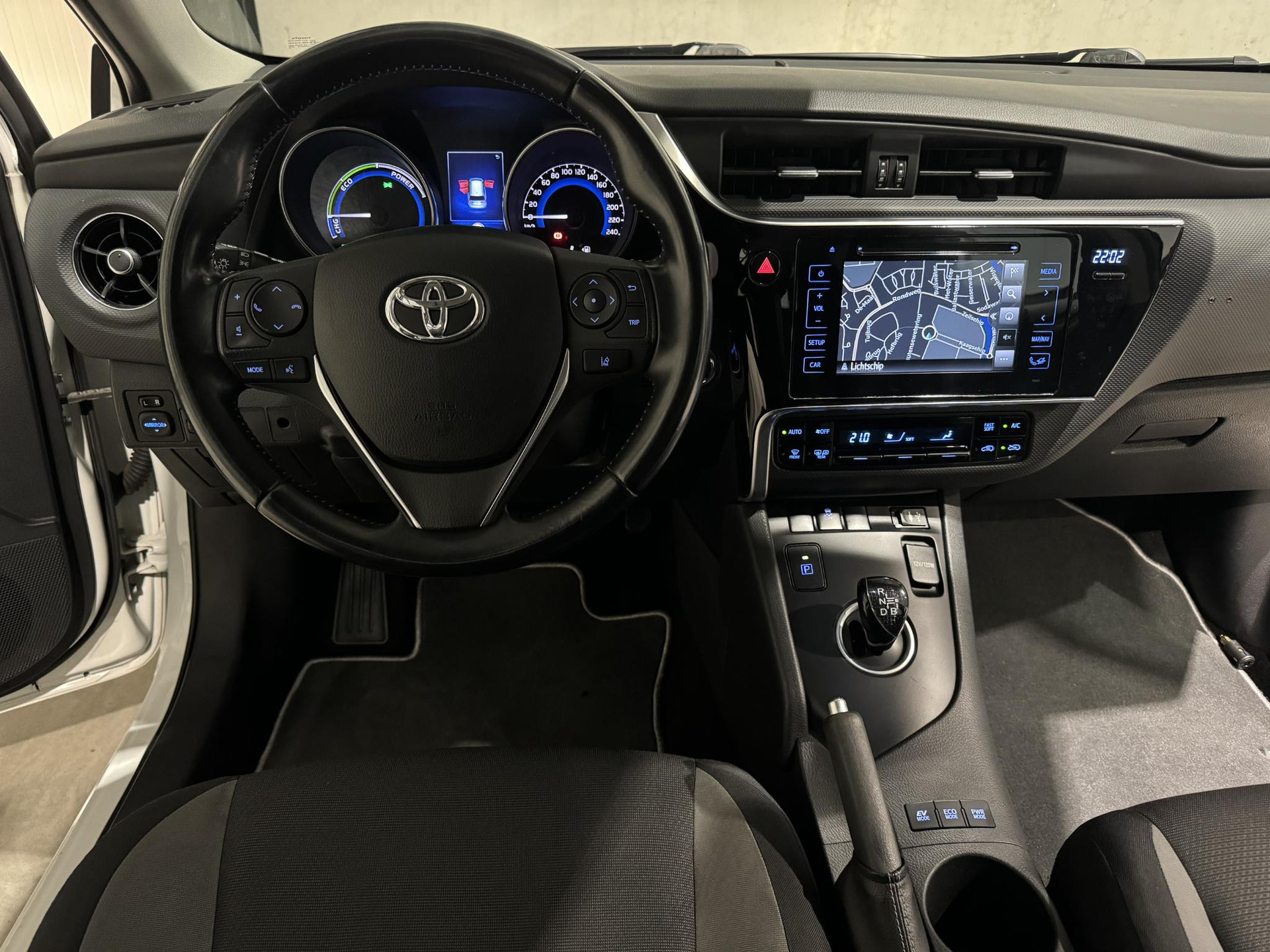 Toyota Auris Touring Sports 1.8 Hybrid Business HNZ70K