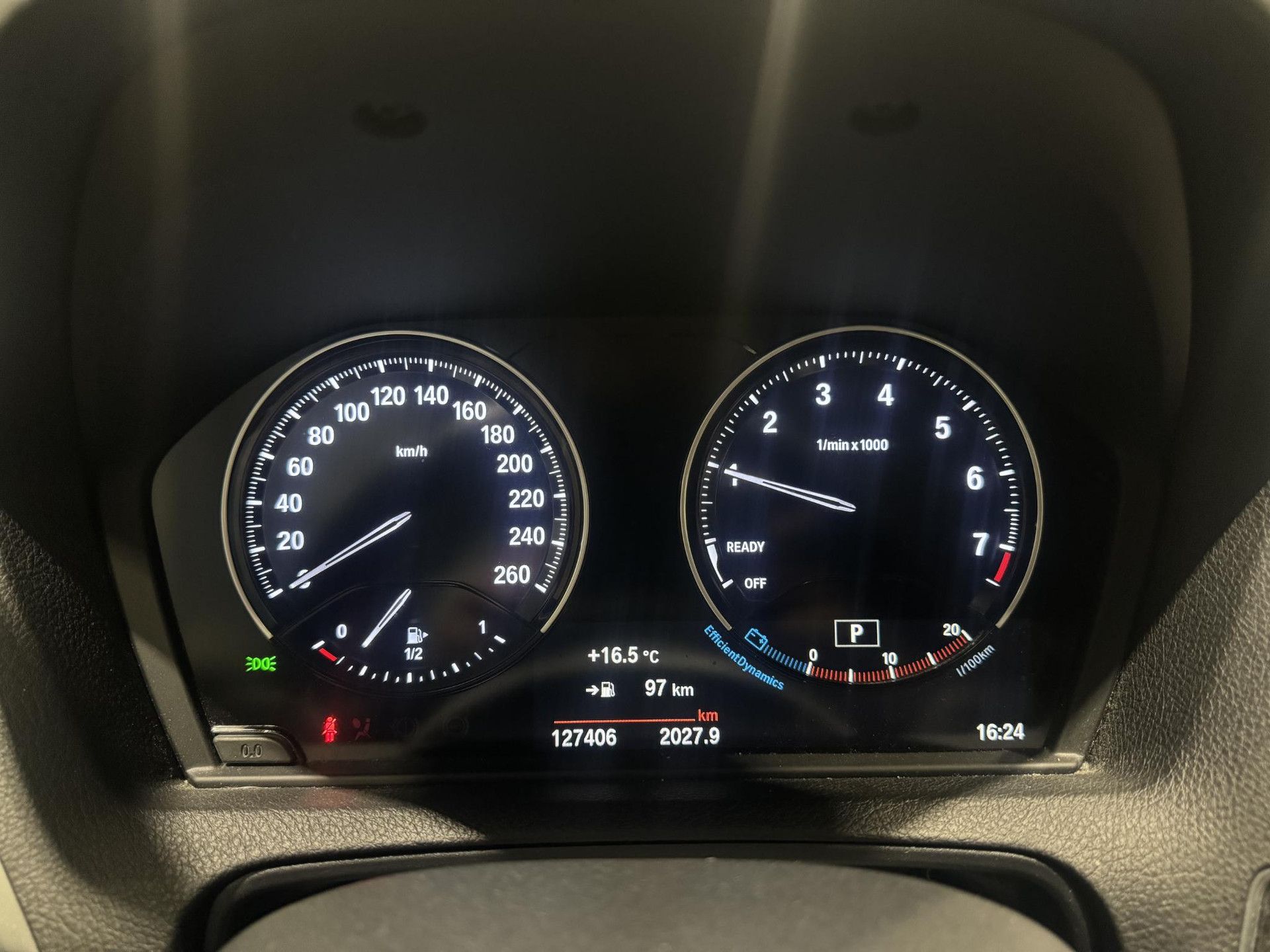 BMW 1-serie 118i Executive RZ822K