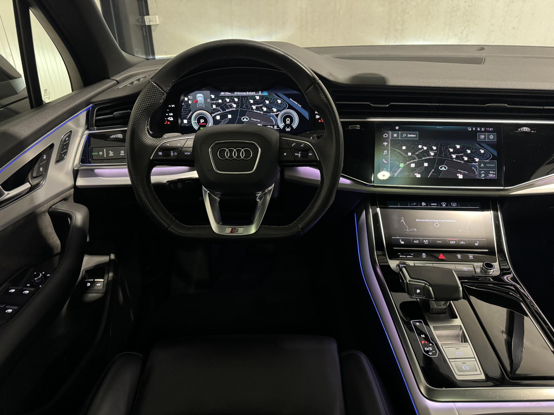 Audi Q7 55 TFSIe quattro S-LINE HRX45S
