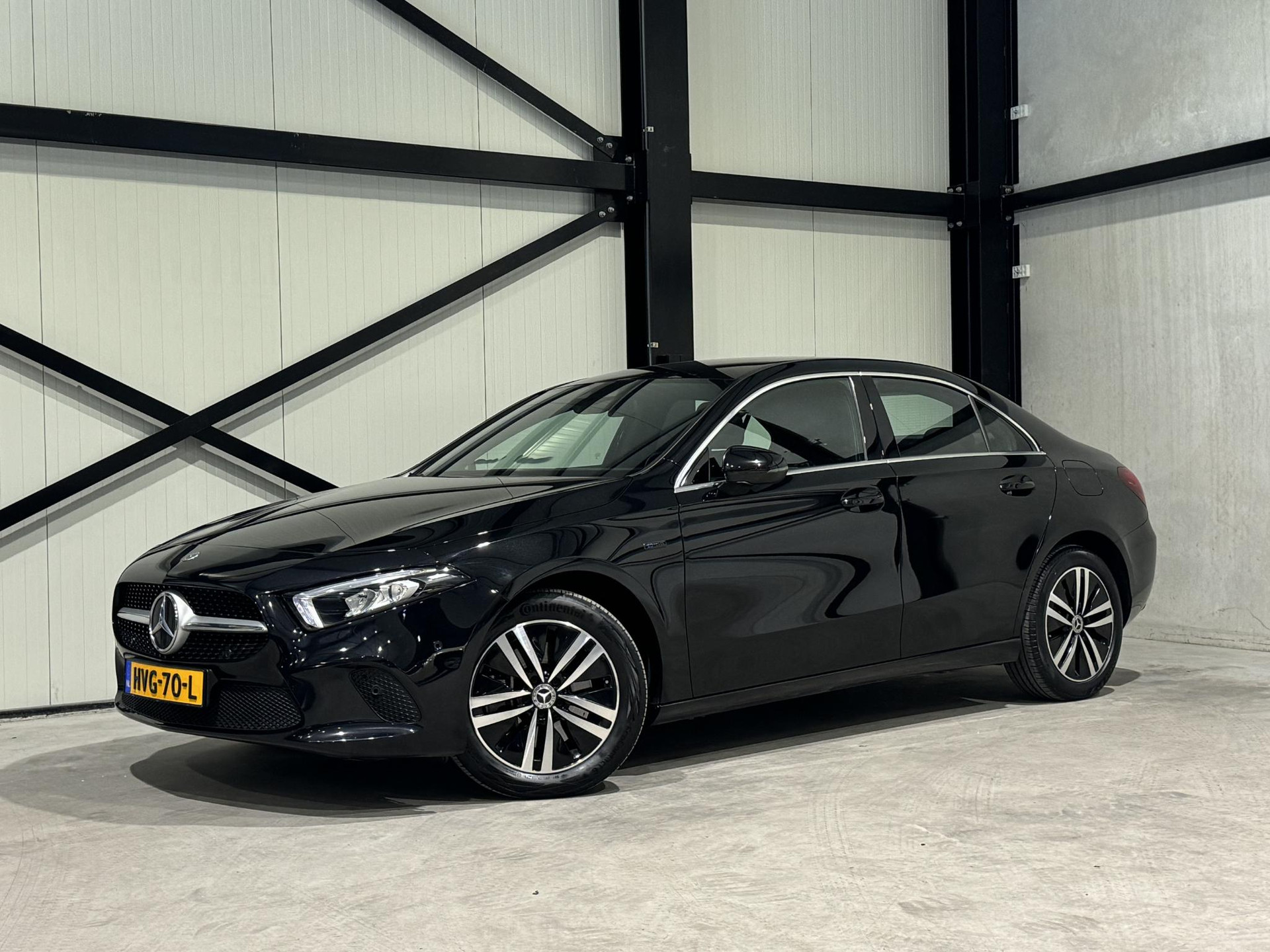 Mercedes-Benz A-Klasse 250 e Urban HVG70L