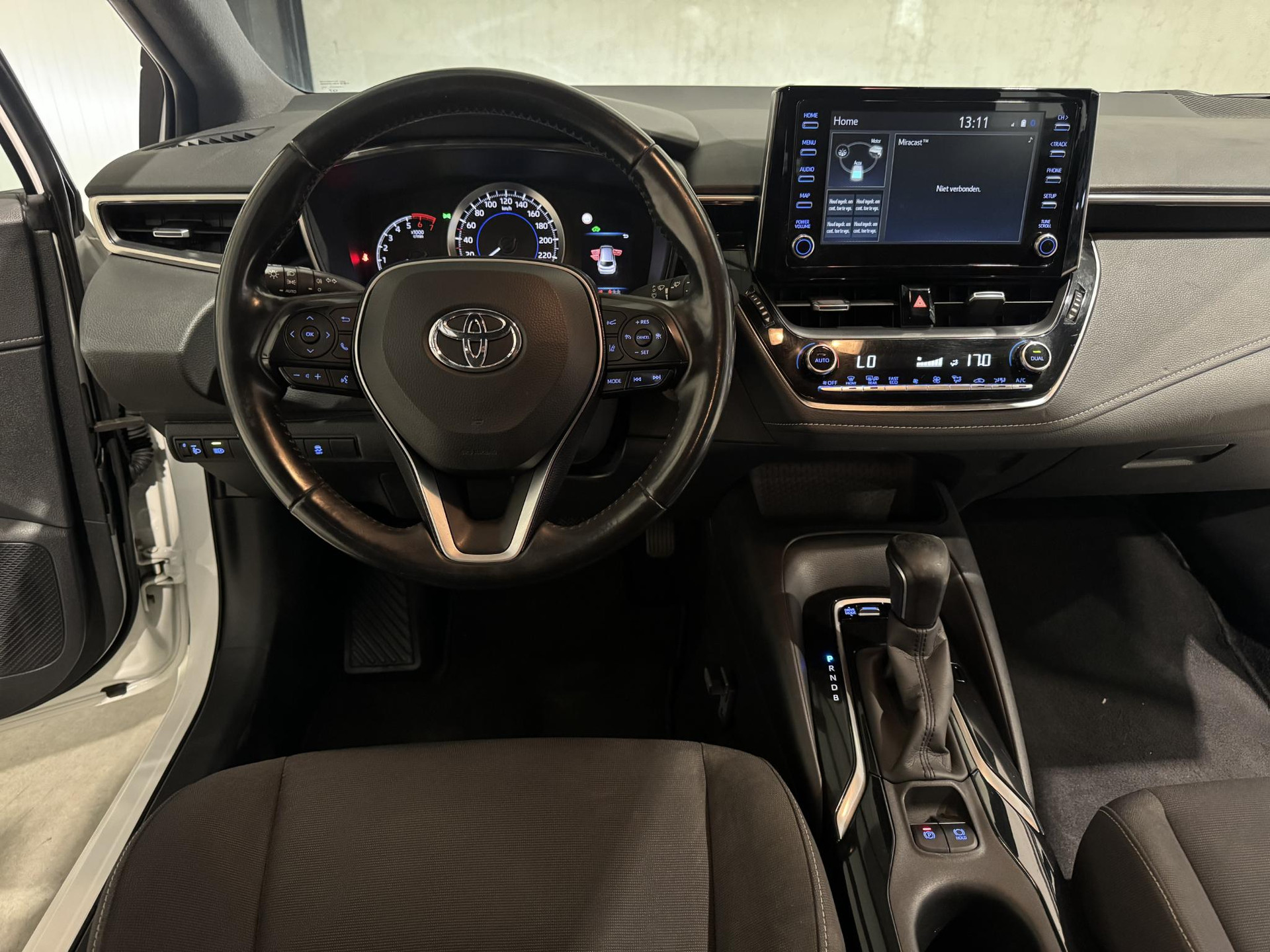 Toyota Corolla Touring Sports 1.8 Hybrid Active H335RG