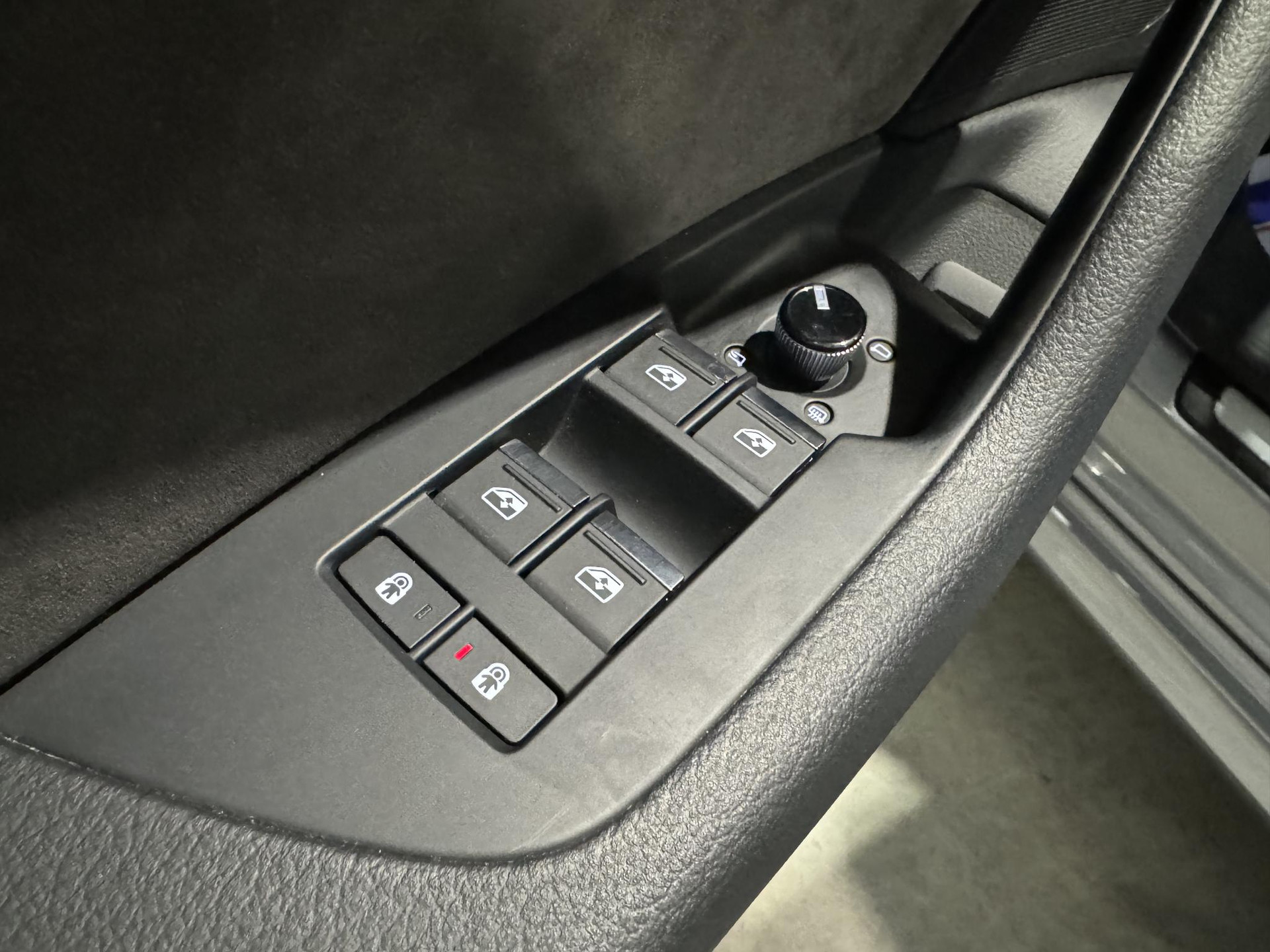 Audi A7 Sportback 55 TFSI e quattro S-LINE HXG38J