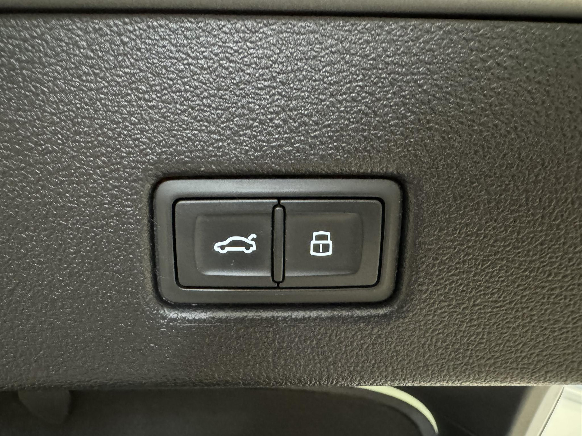 Audi A7 Sportback 55 TFSI e quattro S-LINE HXG38J