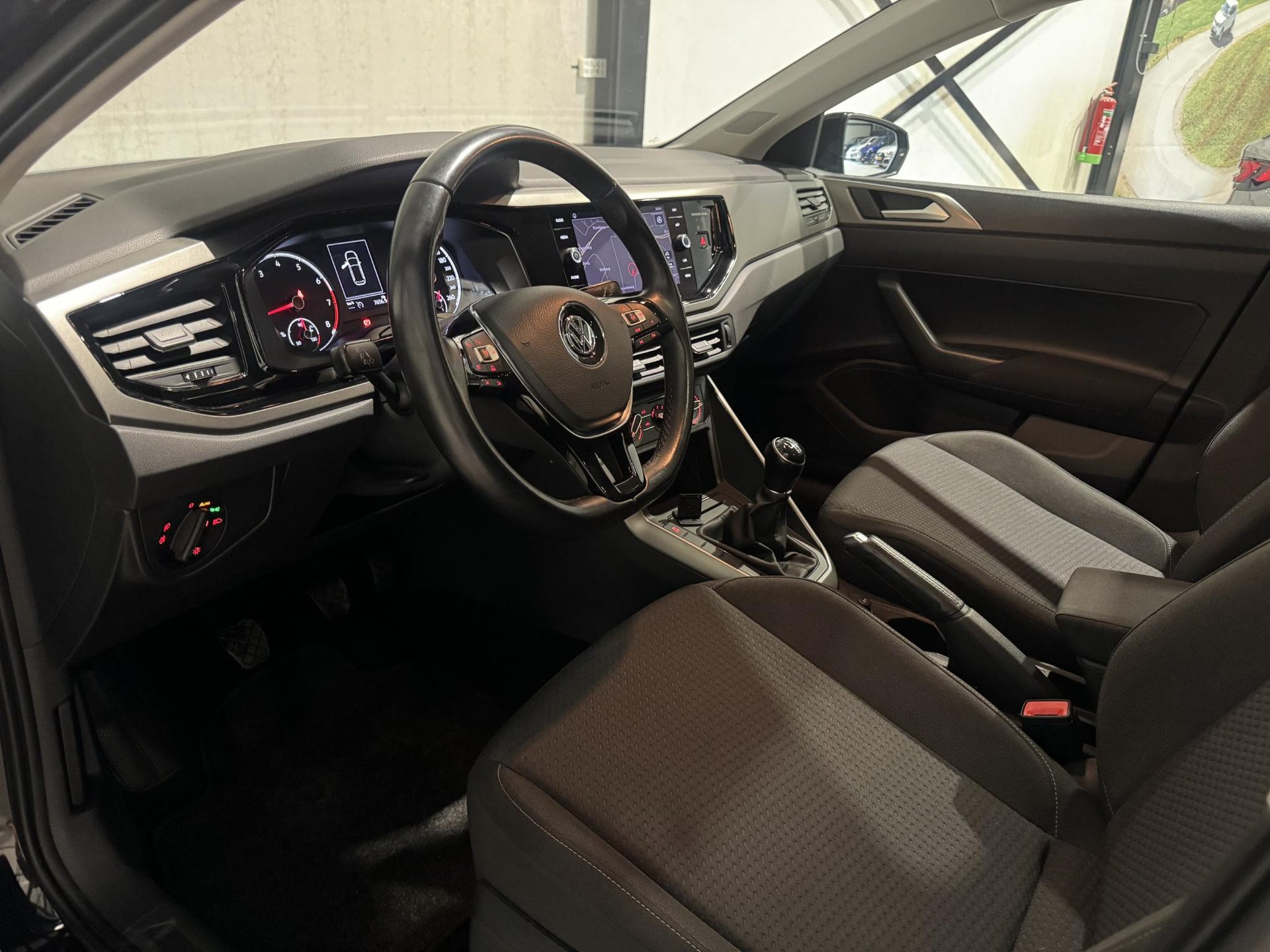 Volkswagen Polo 1.0 TSI R-LINE ZP677G