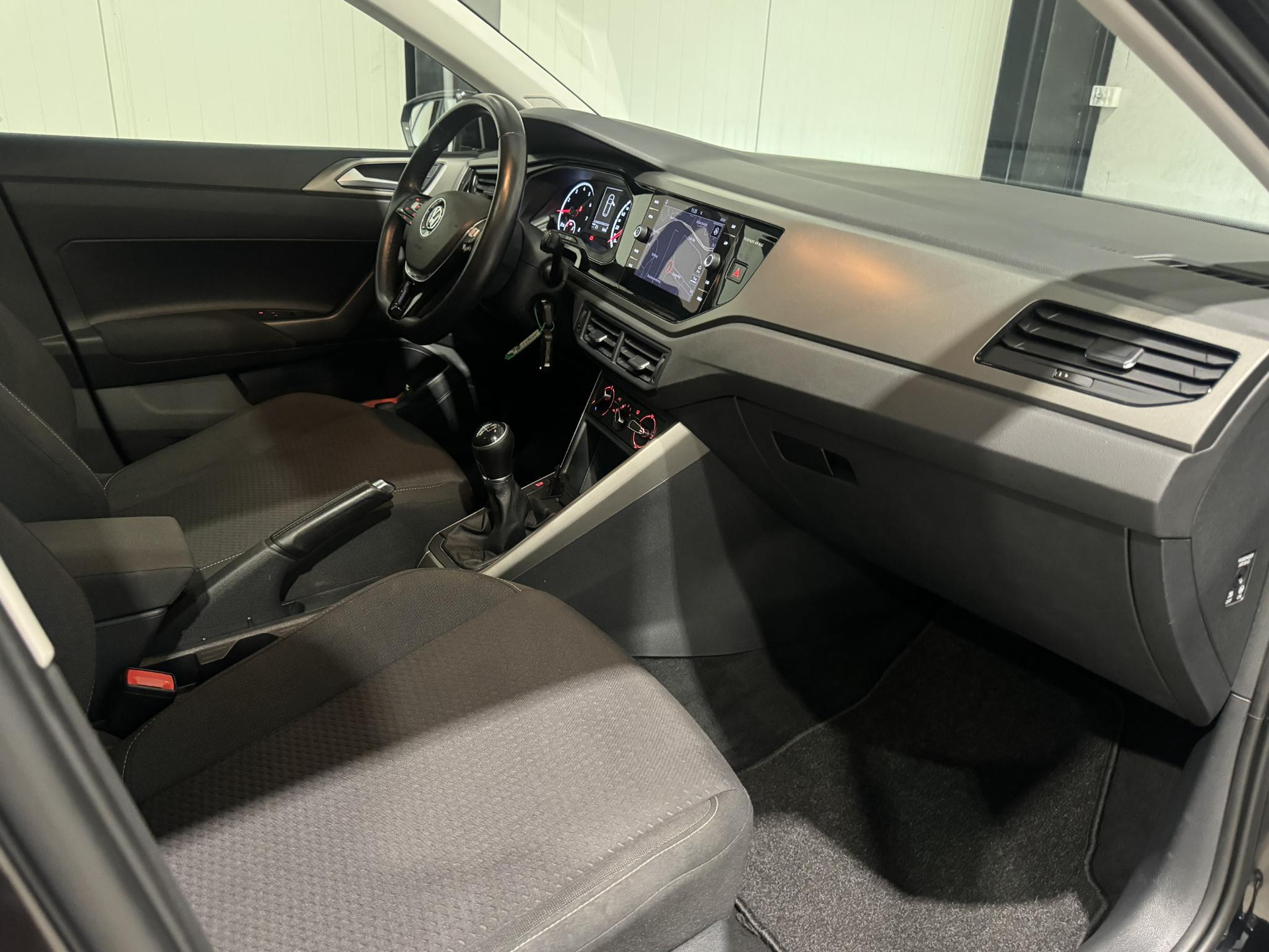 Volkswagen Polo 1.0 TSI R-LINE ZP677G