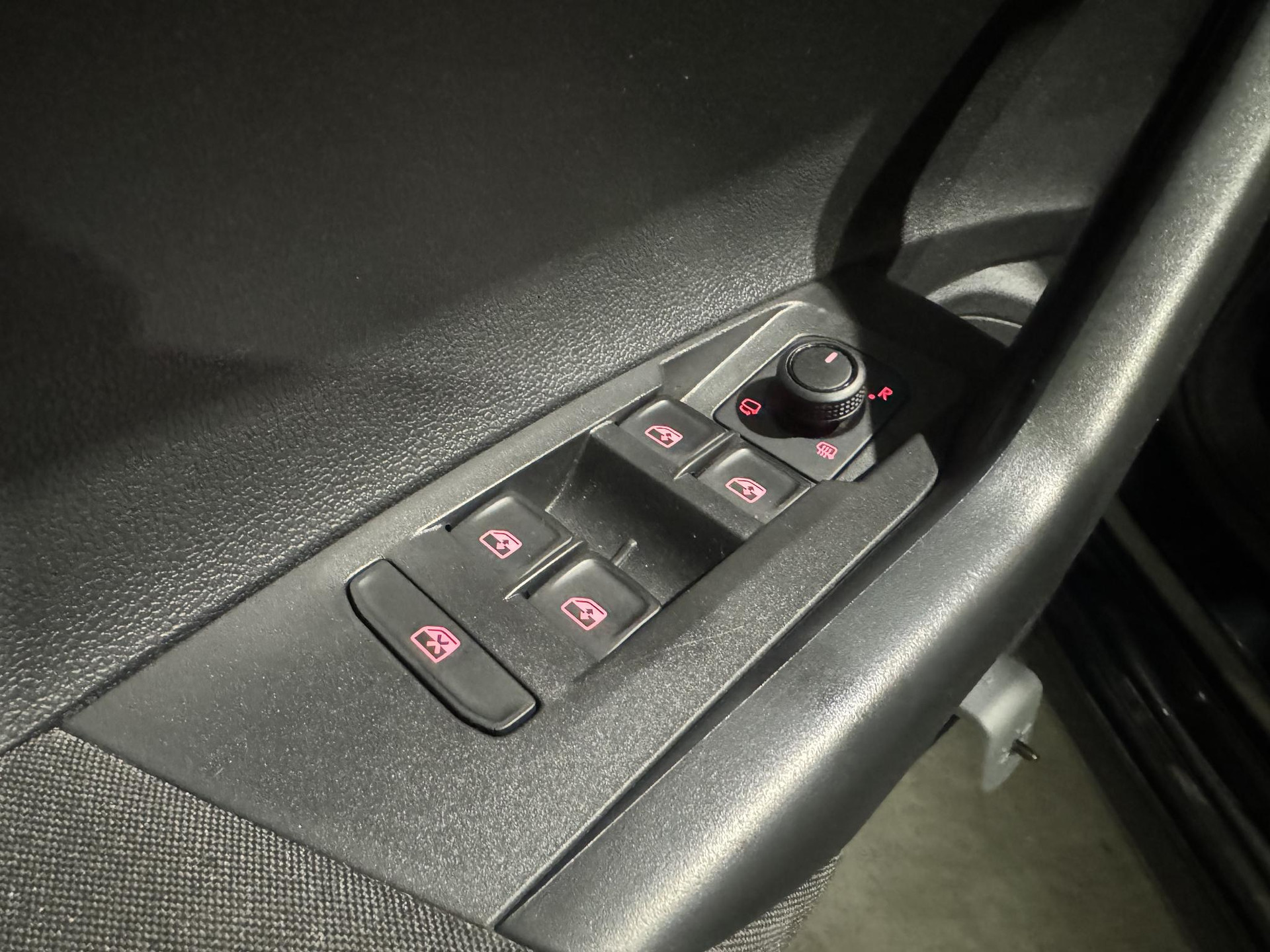 Volkswagen Polo 1.0 TSI R-LINE ZP677G