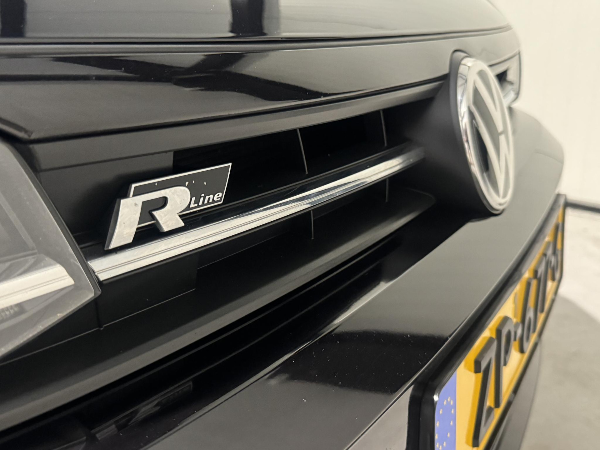 Volkswagen Polo 1.0 TSI R-LINE ZP677G