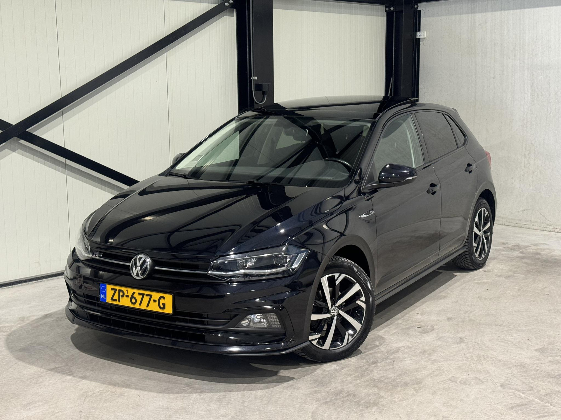 Volkswagen Polo 1.0 TSI R-LINE ZP677G