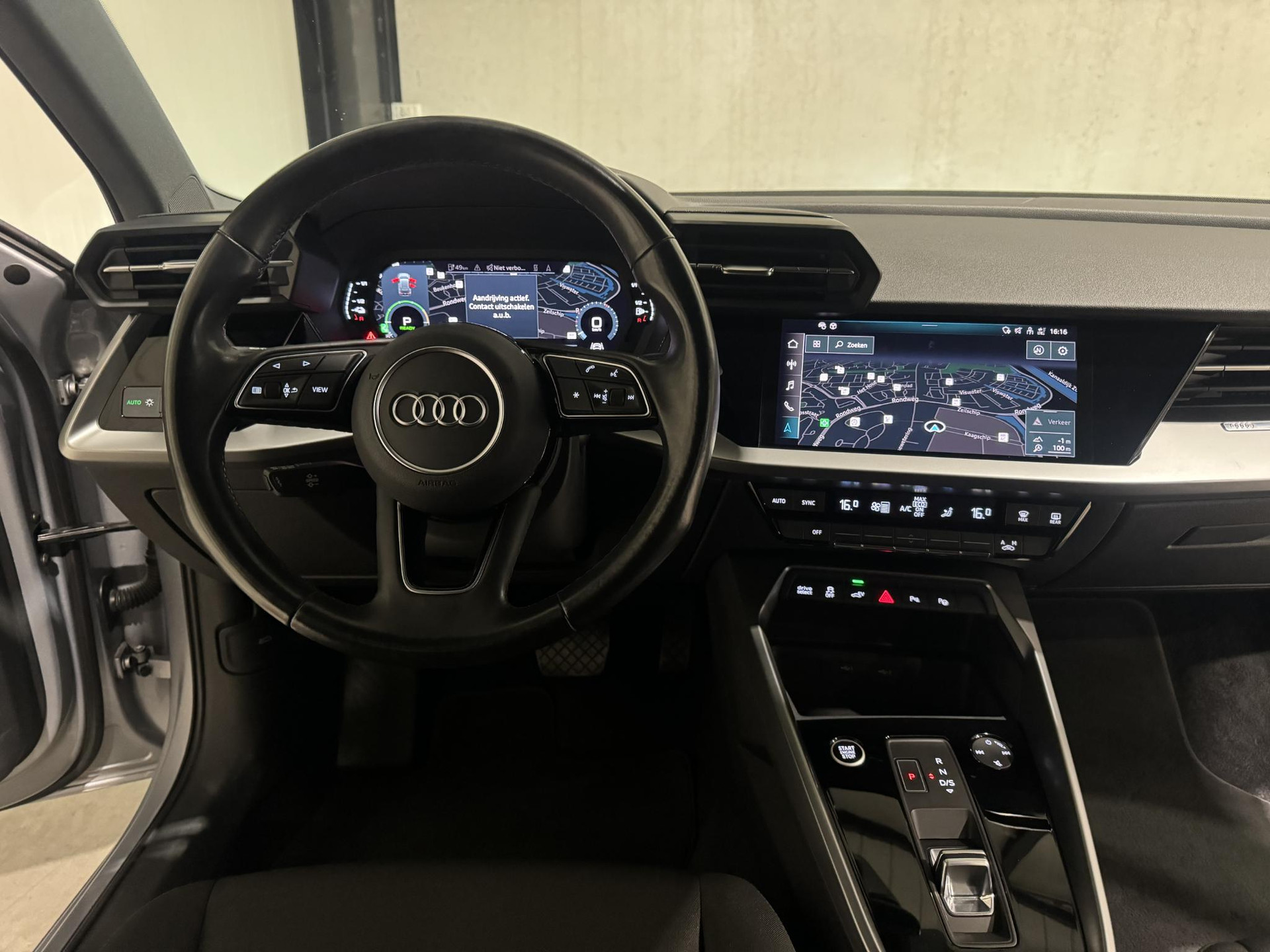 Audi A3 Sportback 40 TFSI e Edition JDT04F