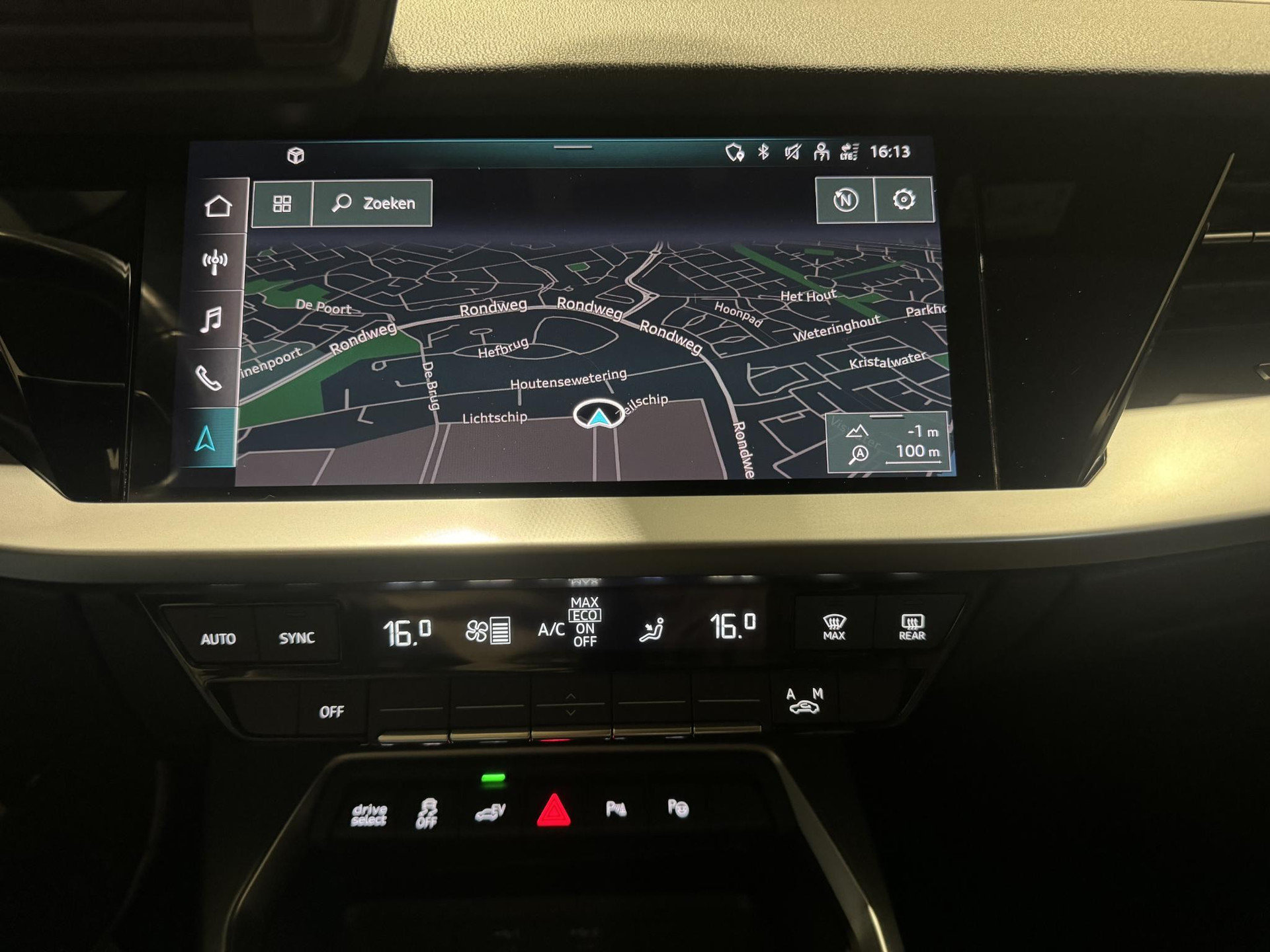 Audi A3 Sportback 40 TFSI e Edition JDT04F