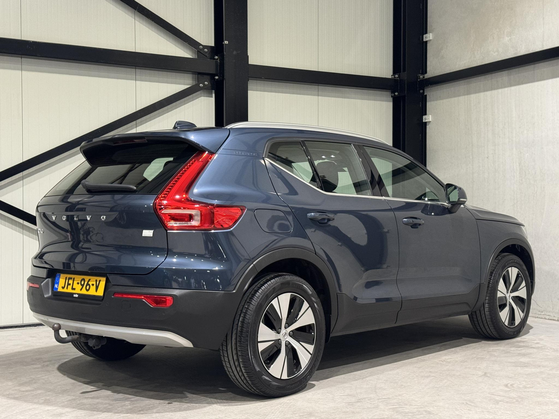 Volvo XC40 1.5 T4 Recharge Inscription Expression JFL96V