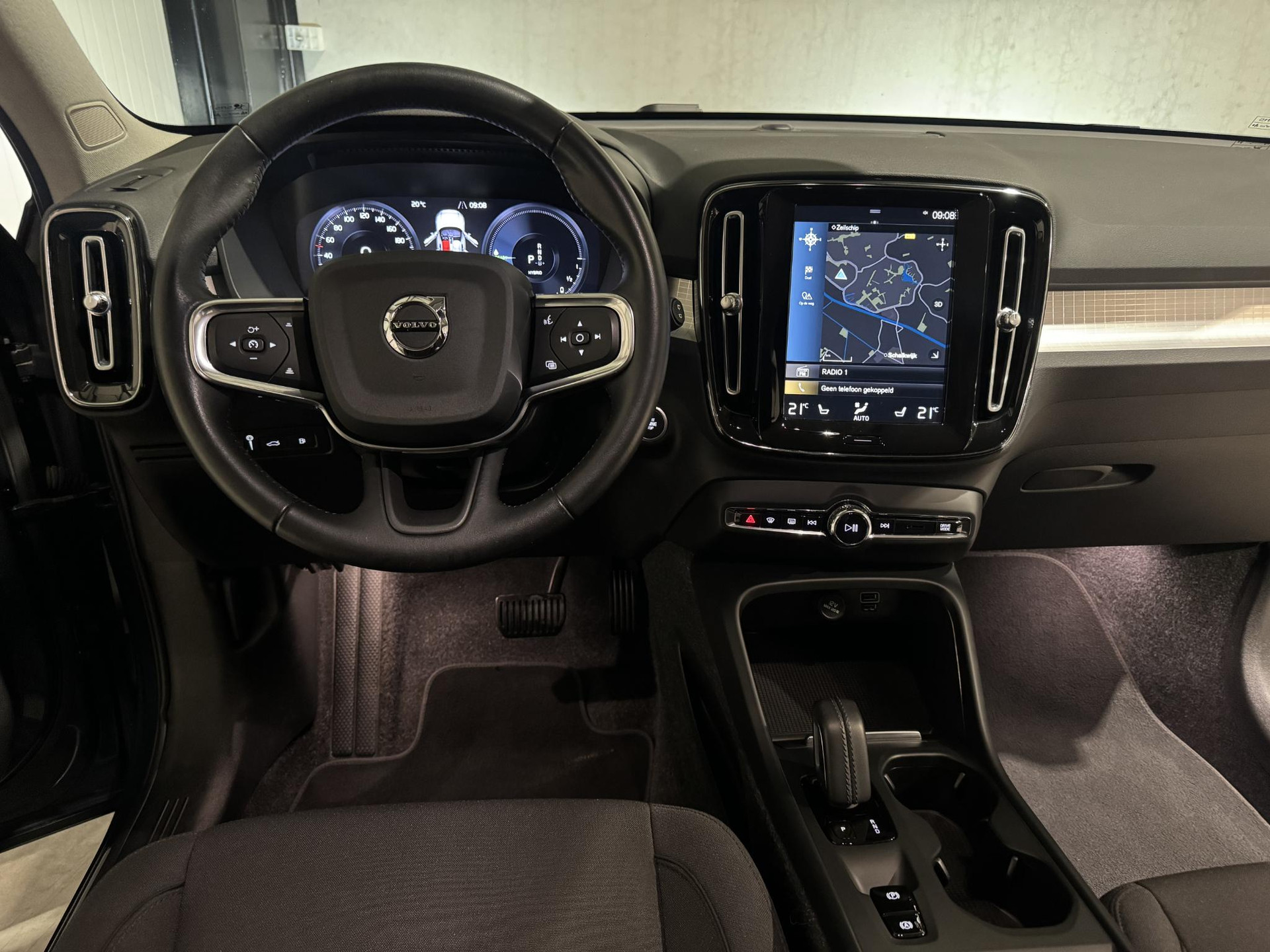 Volvo XC40 1.5 T4 Recharge Inscription Expression JFL96V