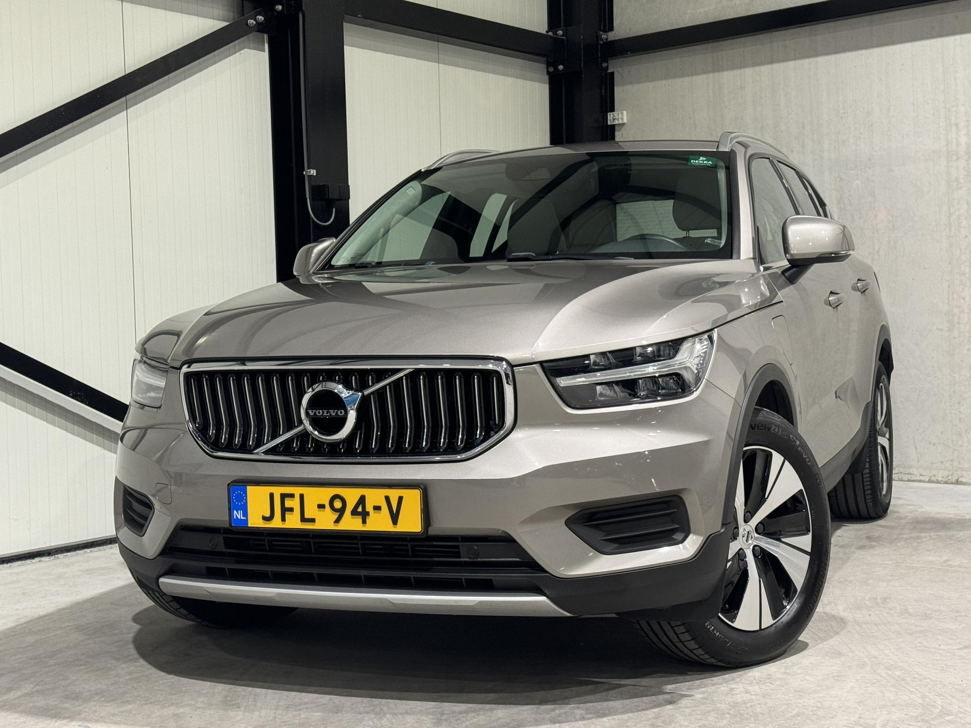 Volvo XC40 1.5 T4 Recharge Inscription Expression JFL94V