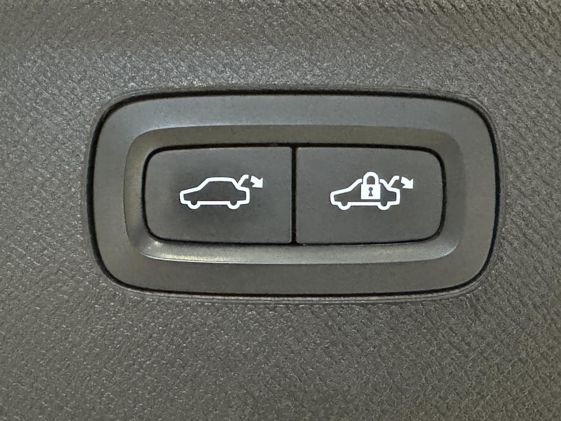 Volvo XC90 2.0 T8 Recharge AWD Inscription Expression JHS67F