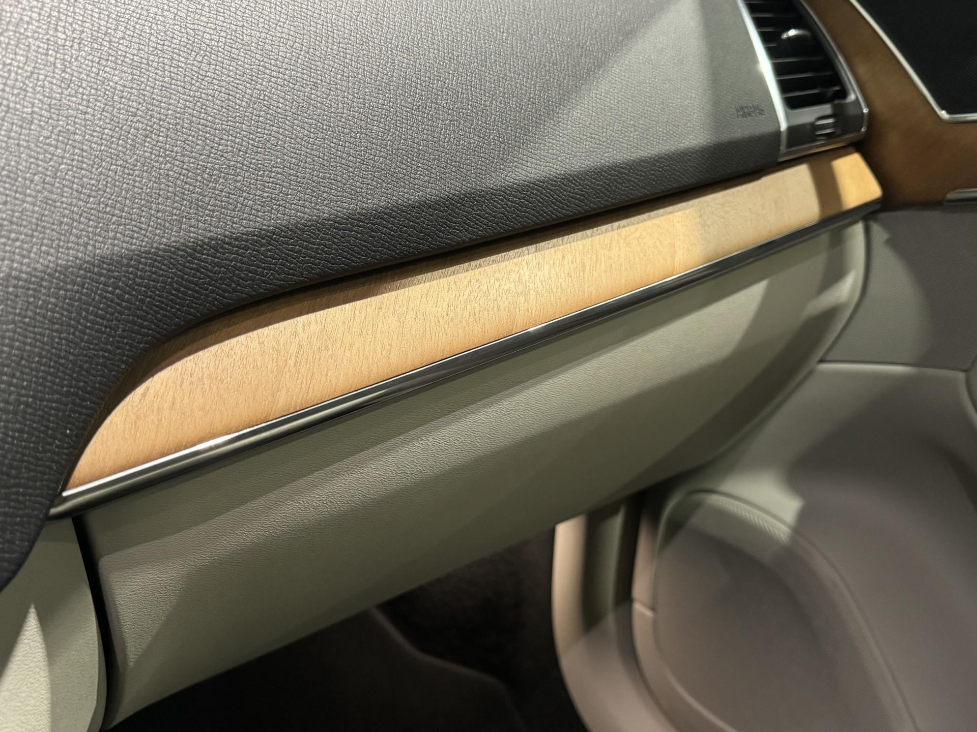 Volvo XC90 2.0 T8 Recharge AWD Inscription Expression JHS67F