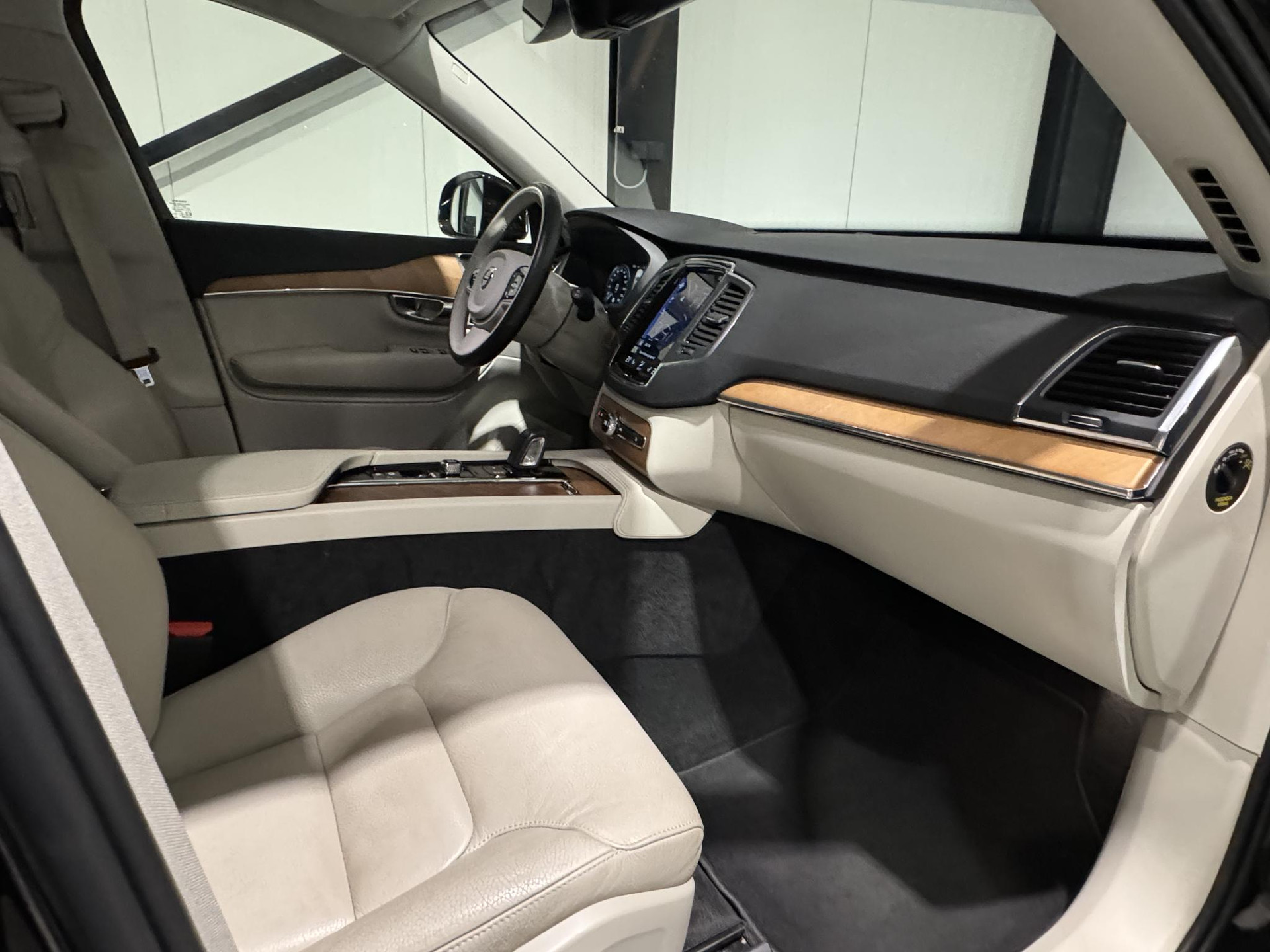 Volvo XC90 2.0 T8 Recharge AWD Inscription Expression JHS67F