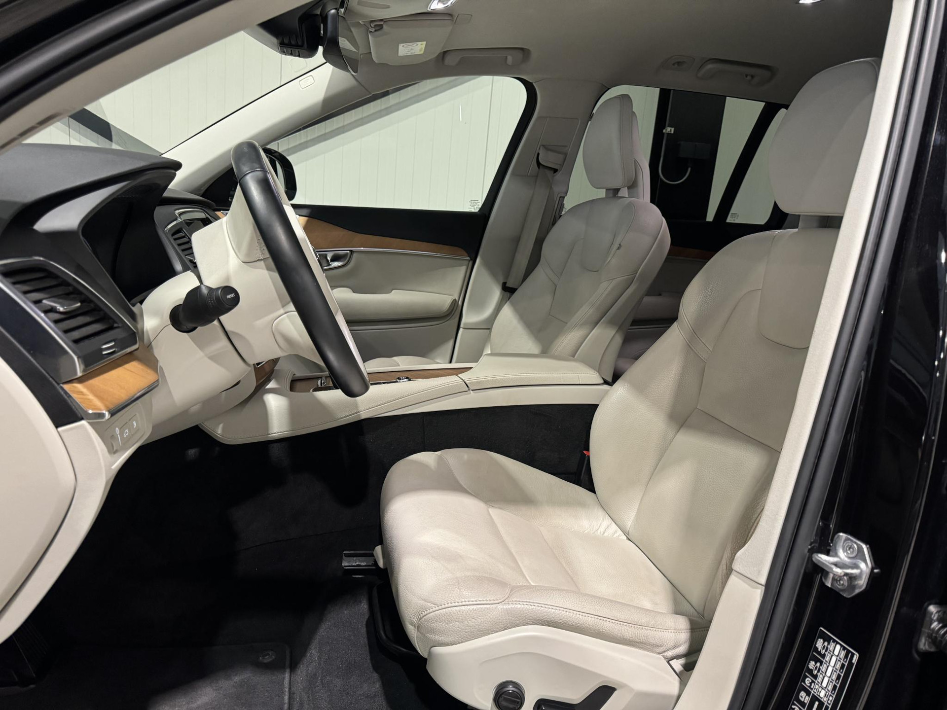 Volvo XC90 2.0 T8 Recharge AWD Inscription Expression JHS67F