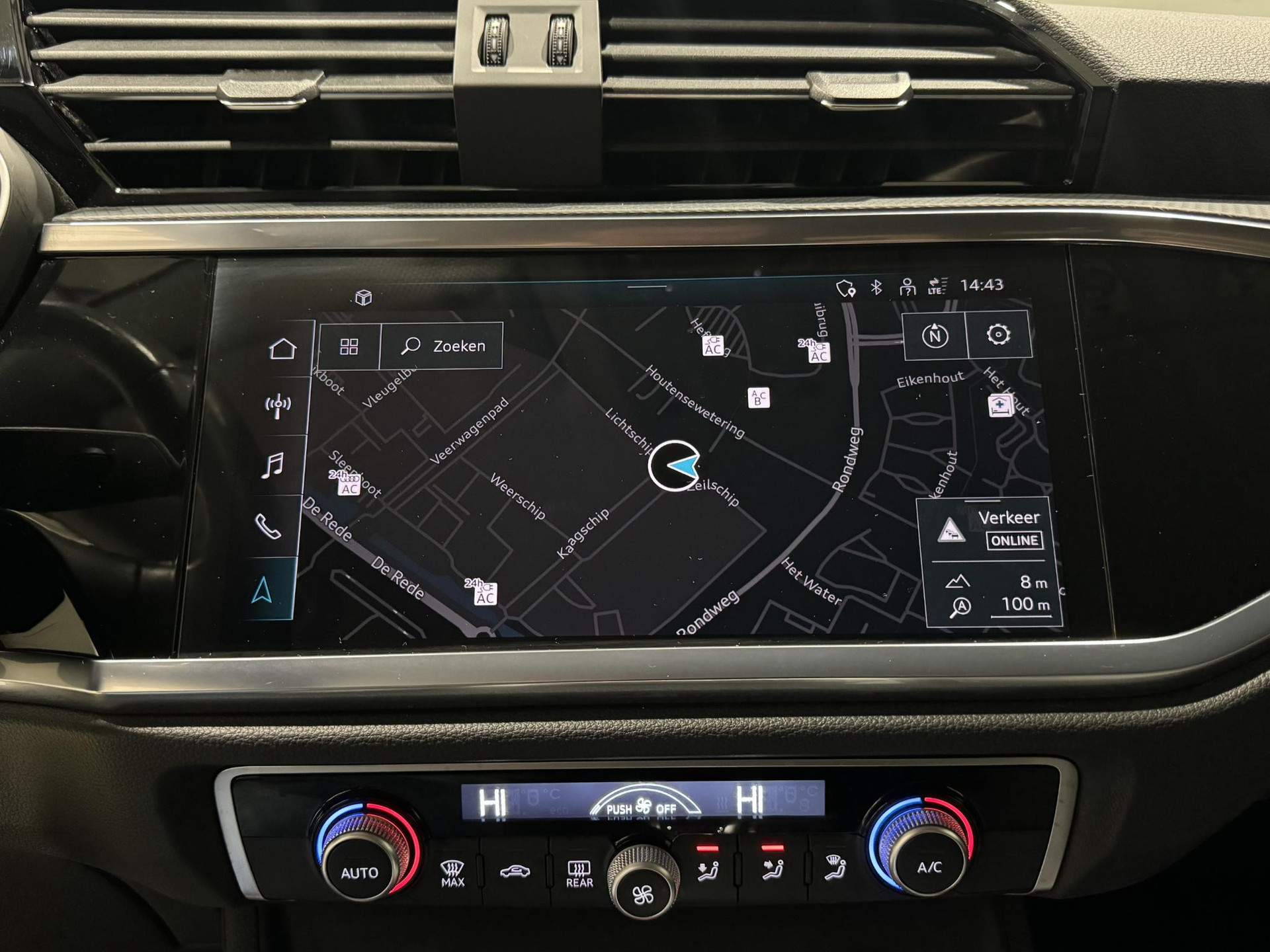 Audi Q3 45 TFSI e Business JKK89D