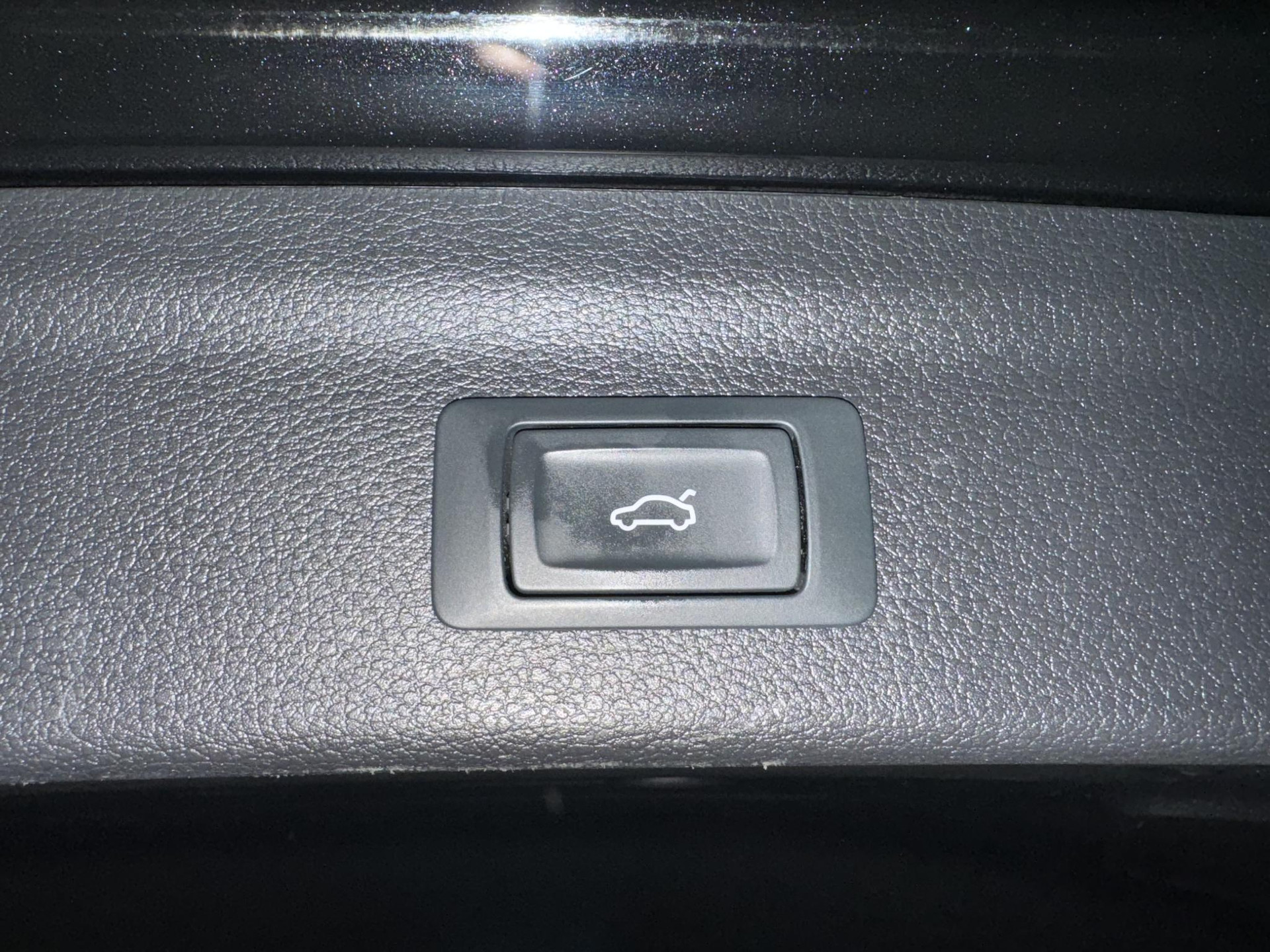 Audi Q3 45 TFSI e Business JKK89D