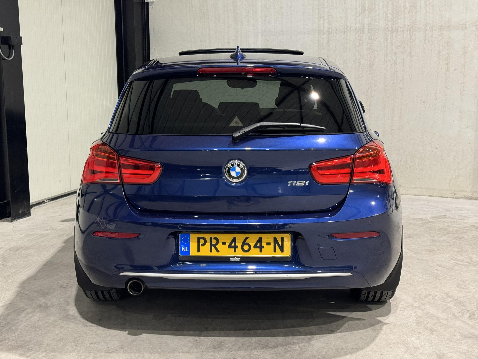 BMW 1-serie 118i High Executive PR464N