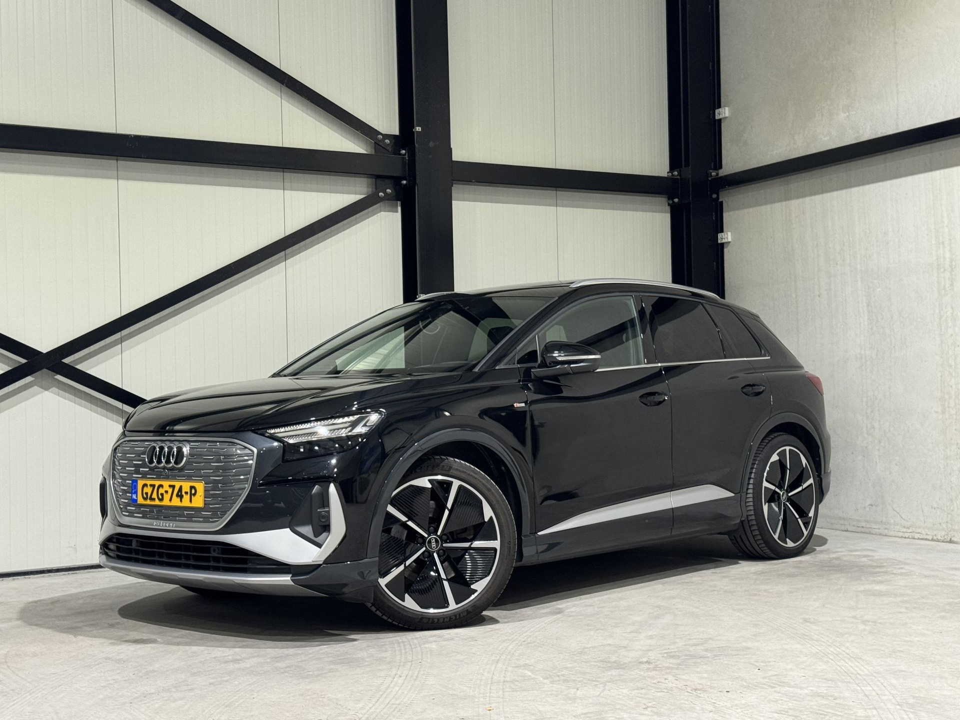 Audi Q4 e-tron 40 Launch edition S Competition 77 kWh GZG74P