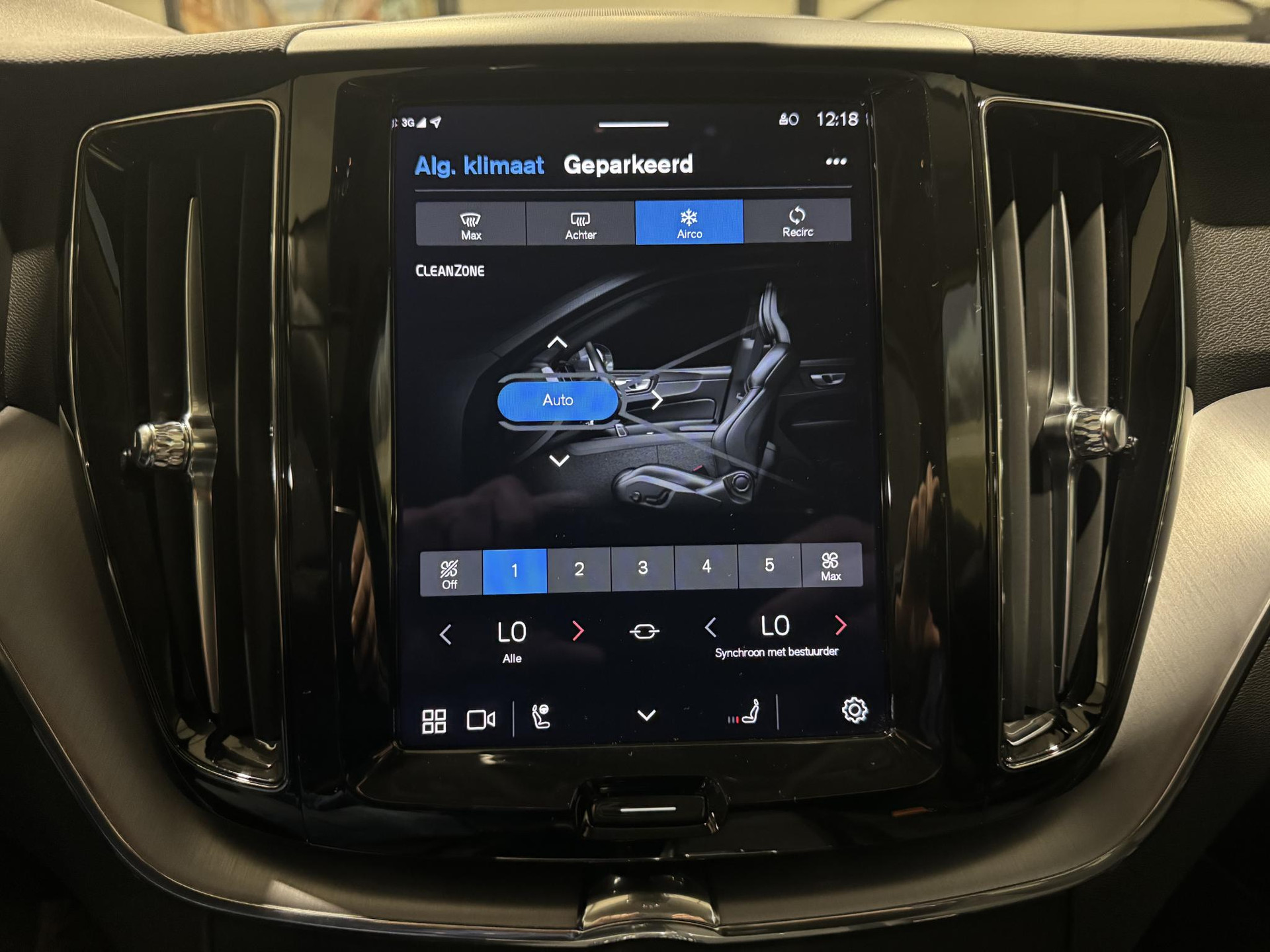 Volvo XC60 2.0 Recharge T6 AWD Business JLP55F