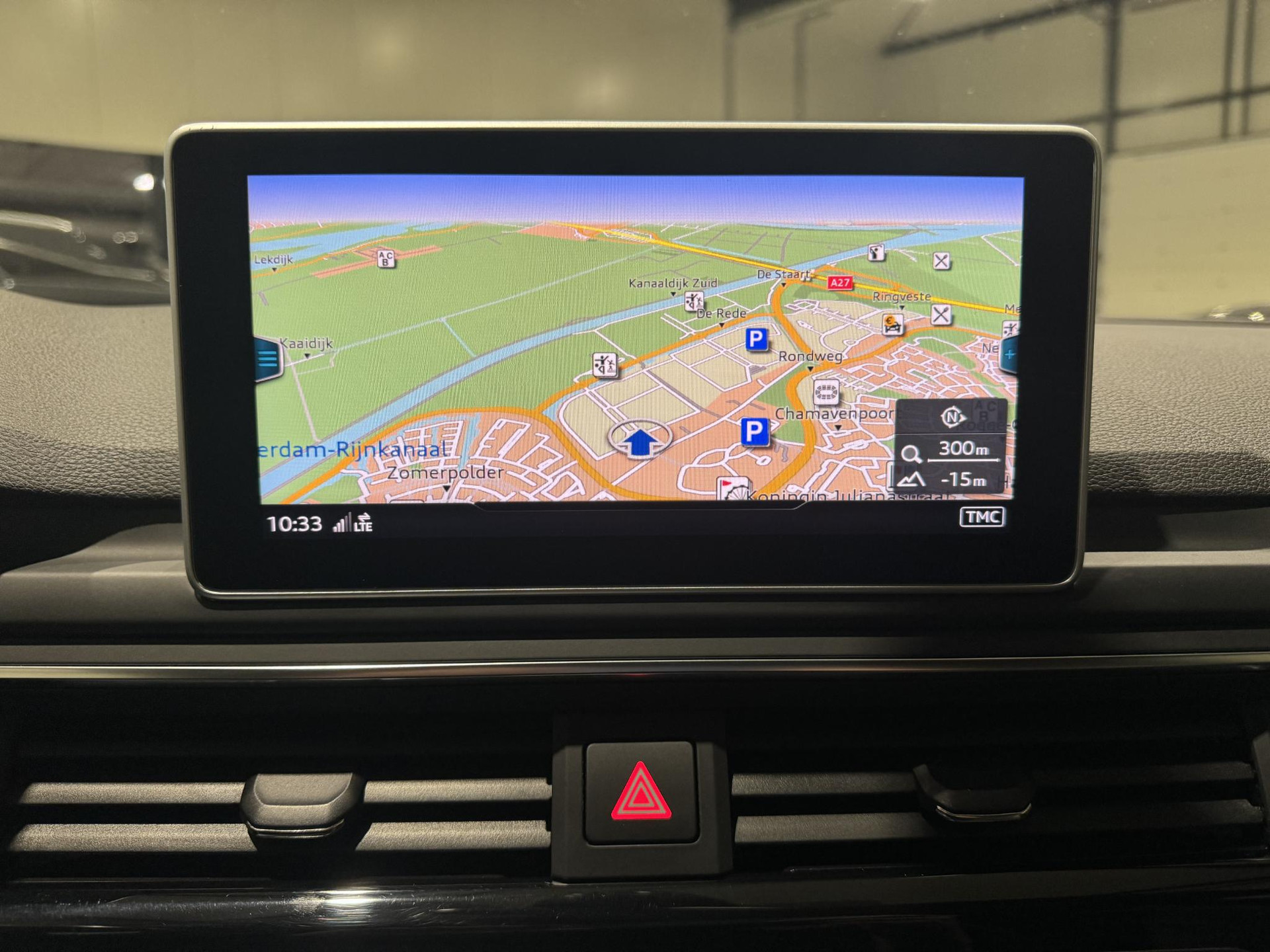 Audi A4 Avant 35 TFSI Sport S line black edition XV814Z