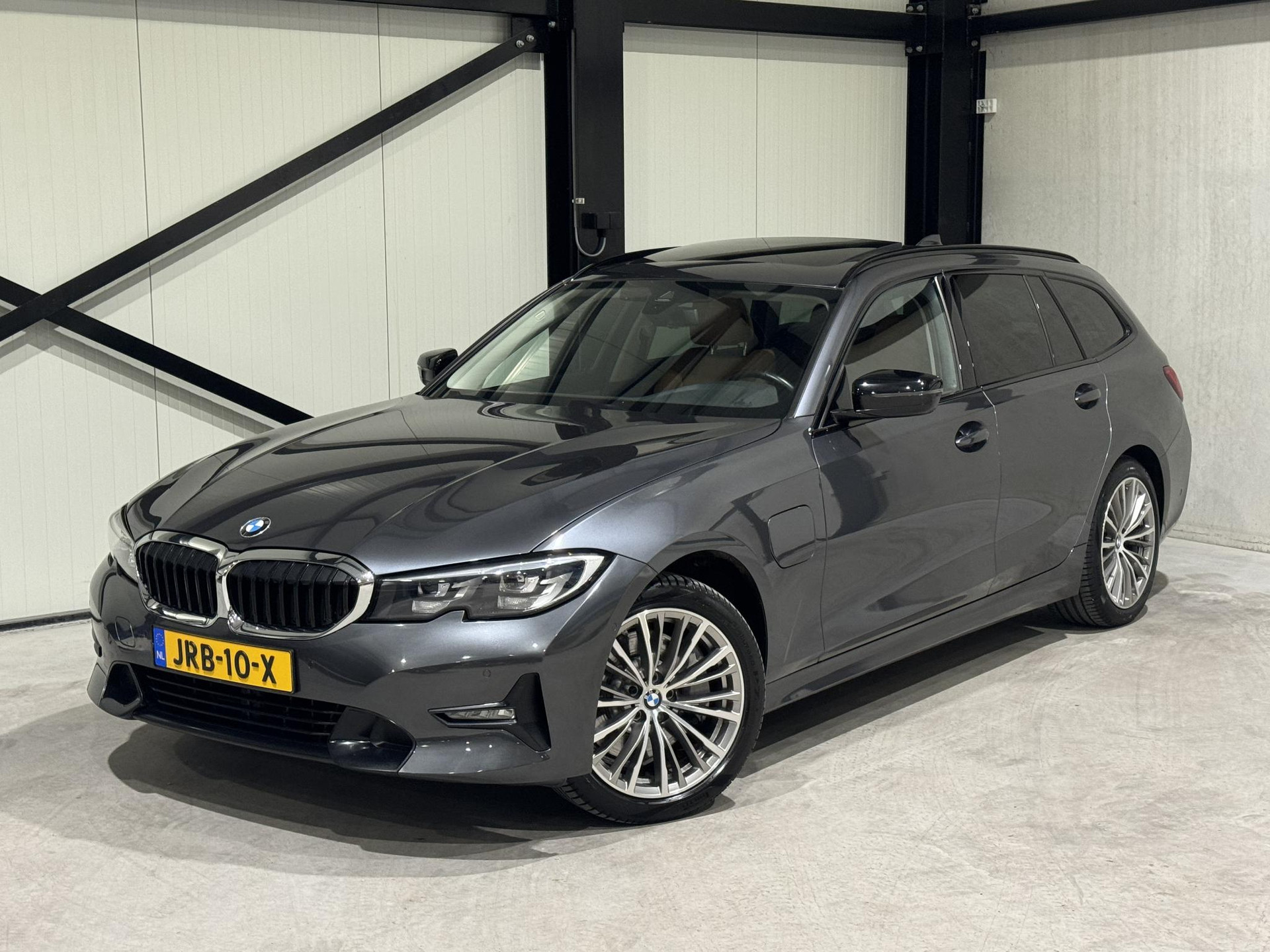 BMW 3 Serie Touring 330e xDrive Sportline JRB10X