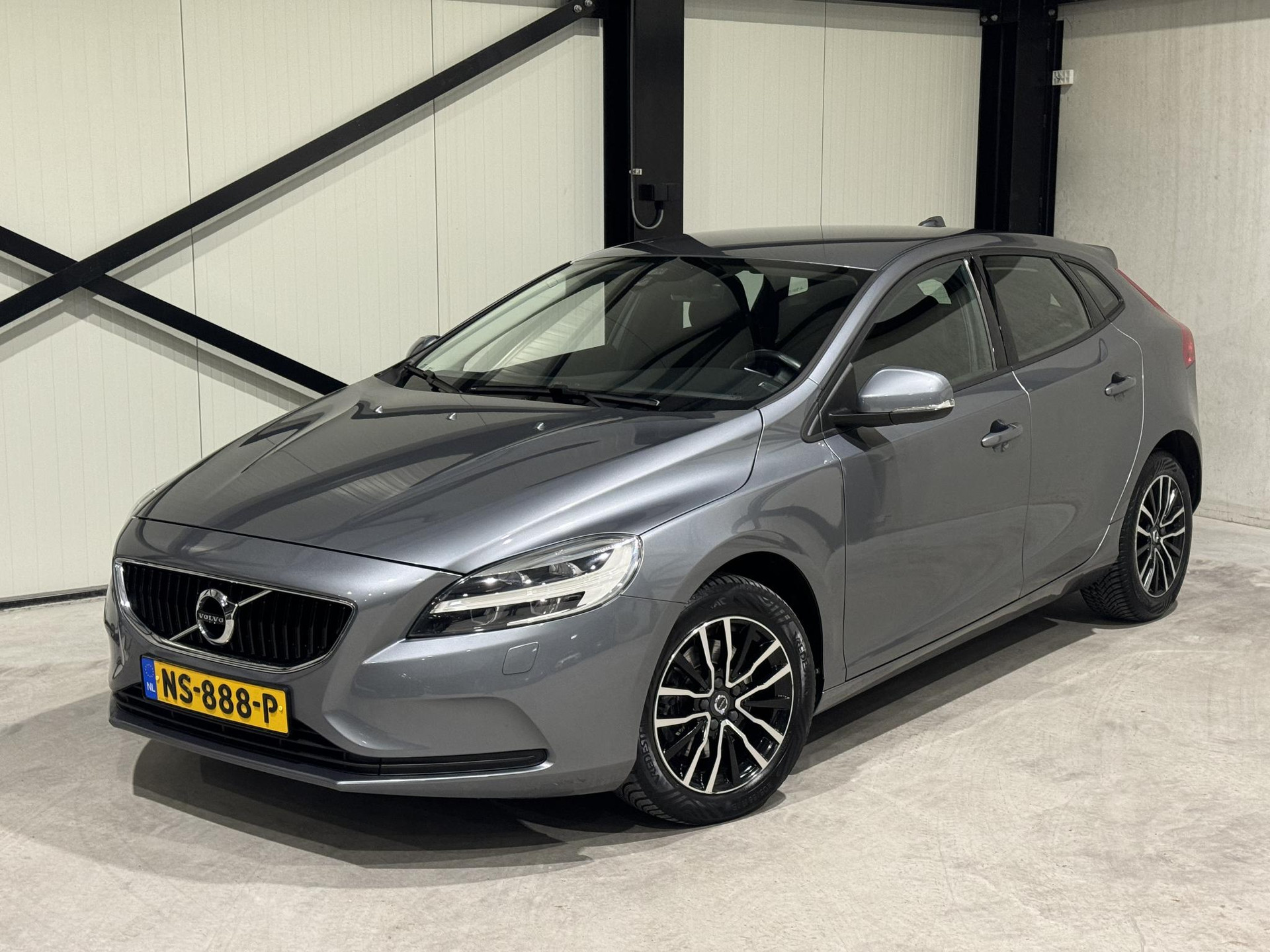 Volvo V40 2.0 T3 Nordic+ NS888P