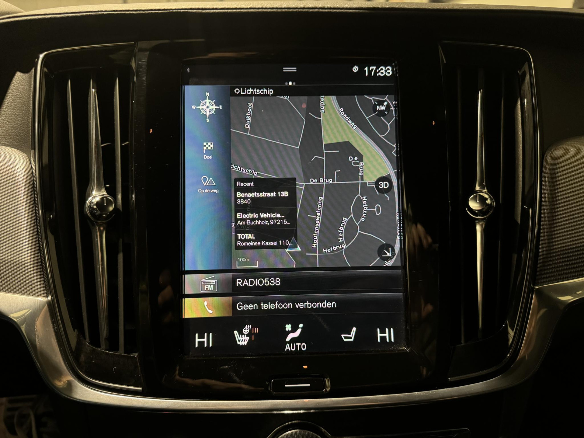 Volvo S90 2.0 T8 AWD R-Design JRB32Z