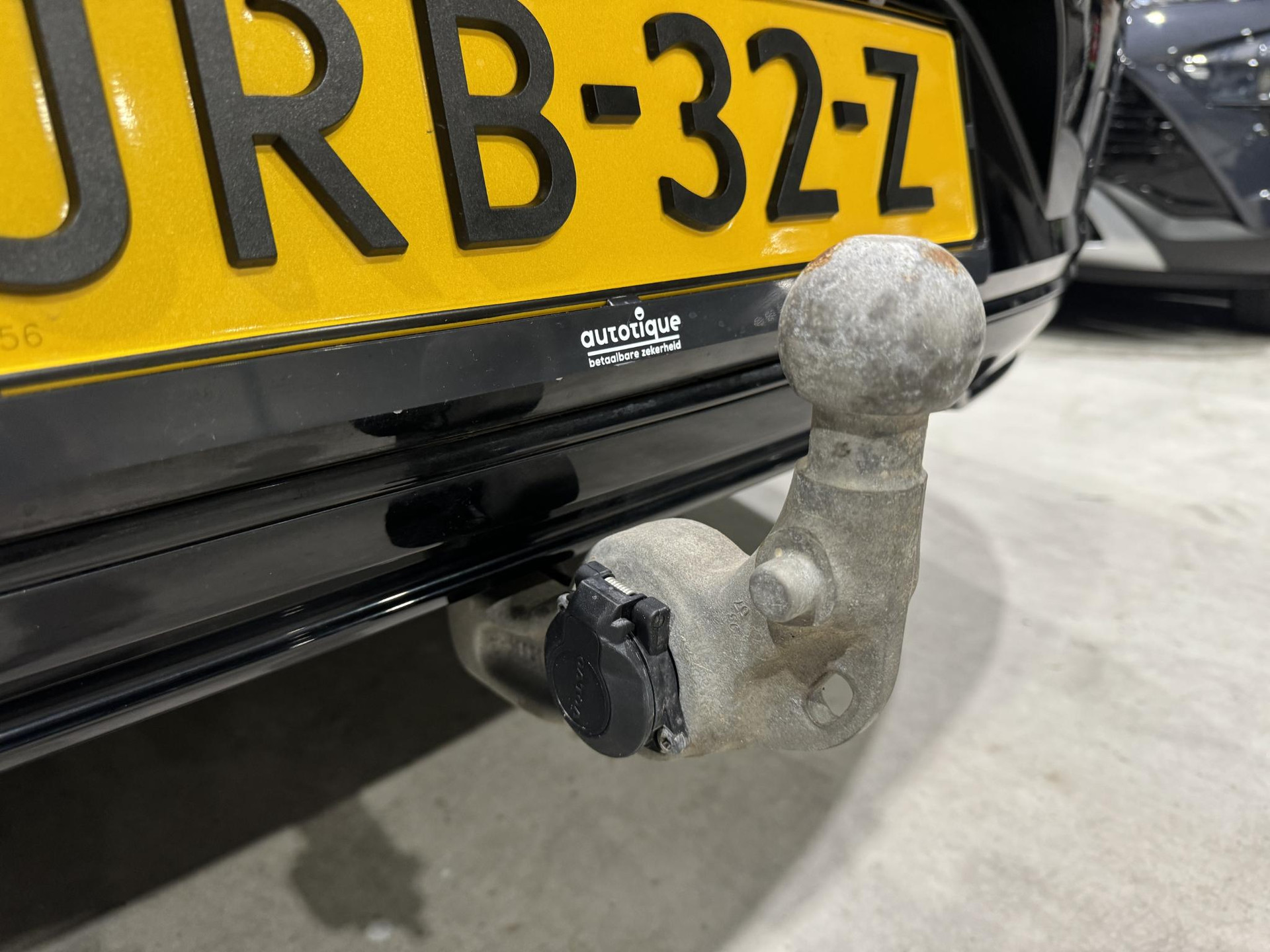 Volvo S90 2.0 T8 AWD R-Design JRB32Z