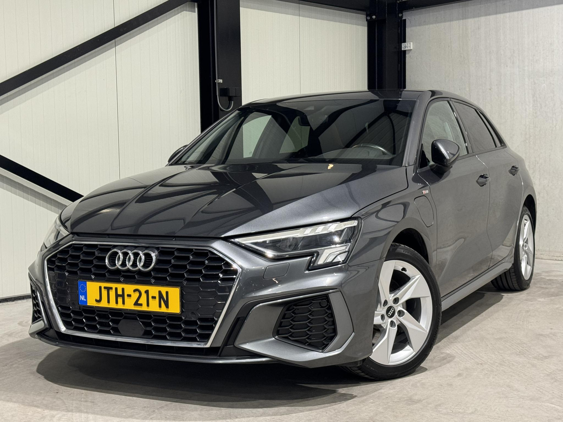 Audi A3 Sportback 40 TFSI e S-Line JTH21N