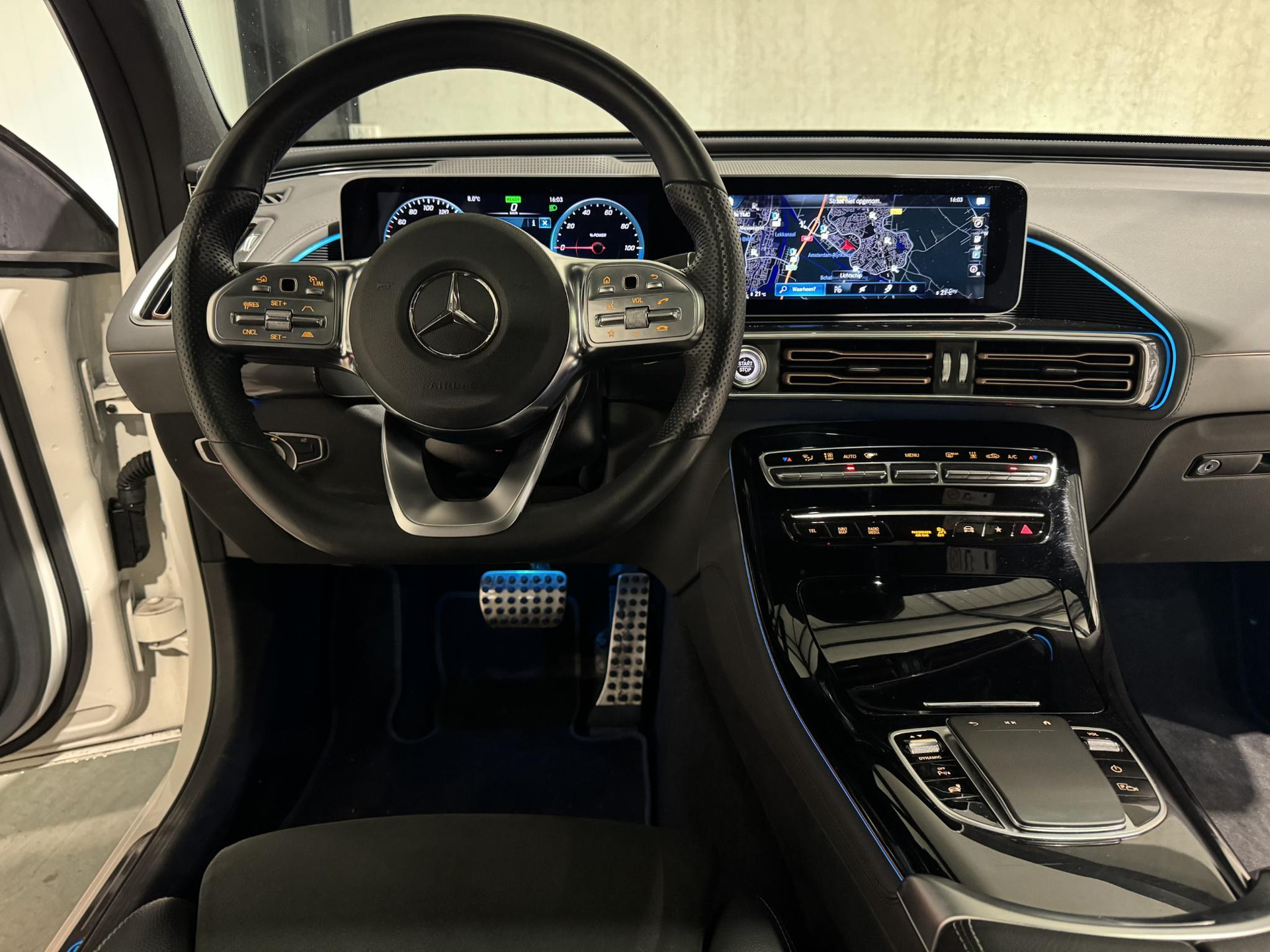 Mercedes-Benz EQC 400 4MATIC AMG 80 kWh K990HP