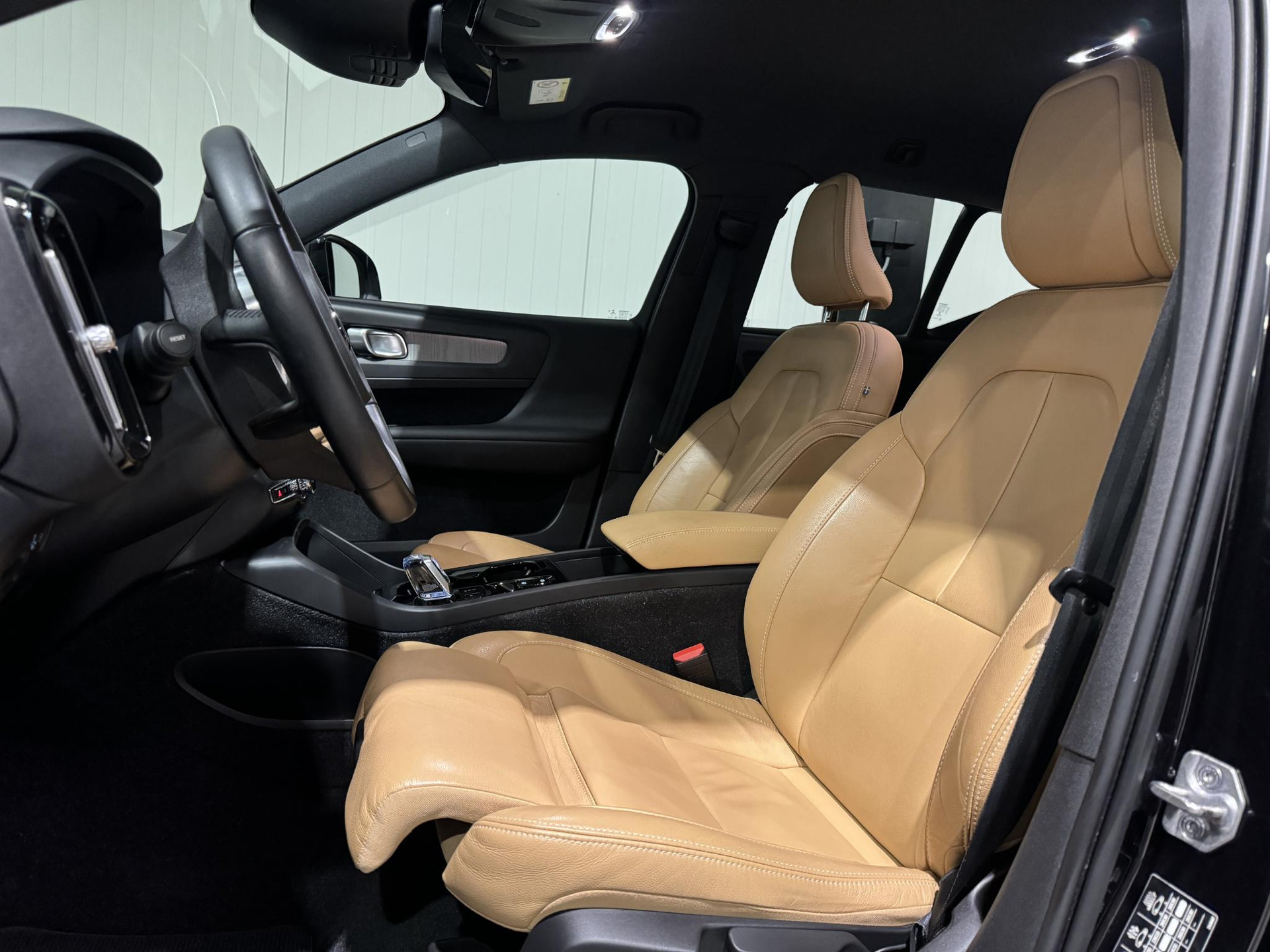 Volvo XC40 1.5 T5 Recharge Inscription JTZ40S