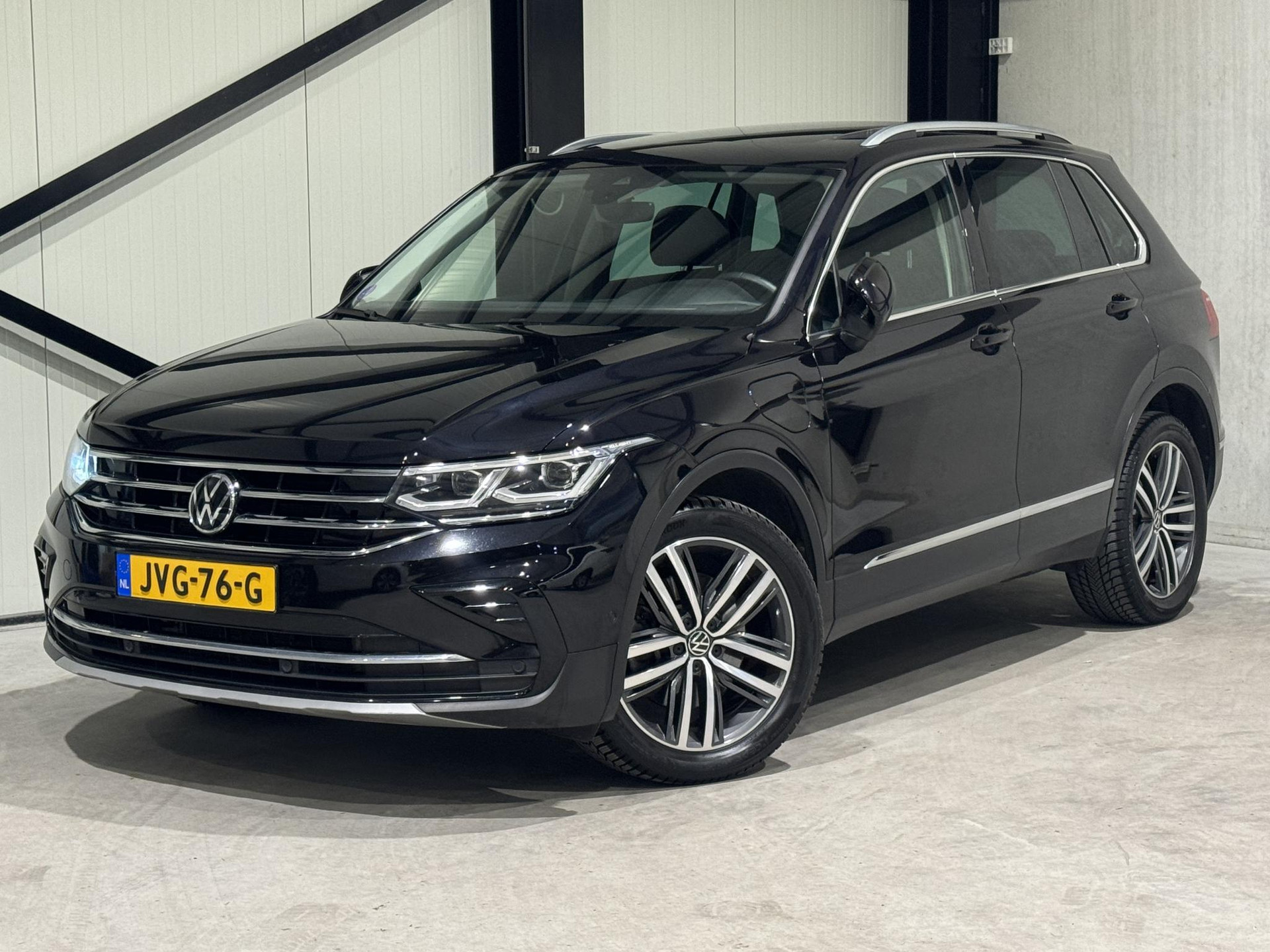 Volkswagen Tiguan 1.4 TSI eHybrid Elegance JVG76G
