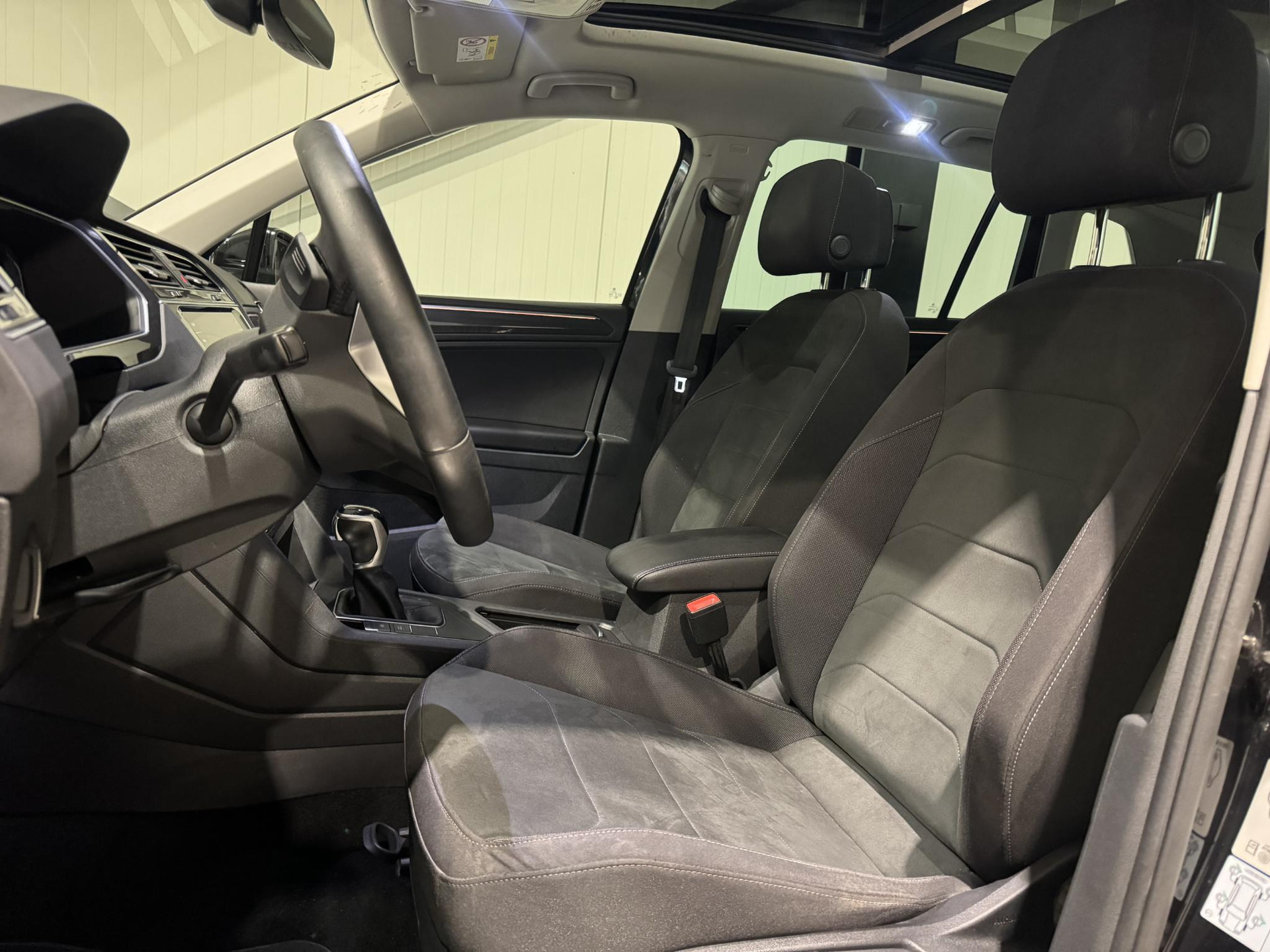 Volkswagen Tiguan 1.4 TSI eHybrid Elegance JVG76G