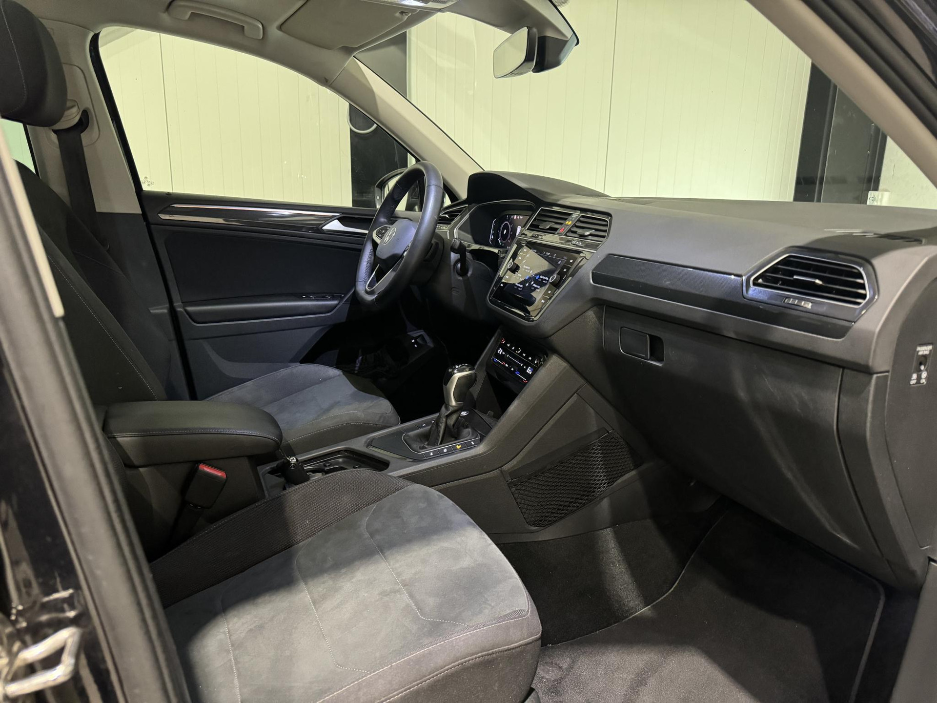 Volkswagen Tiguan 1.4 TSI eHybrid Elegance JVG76G