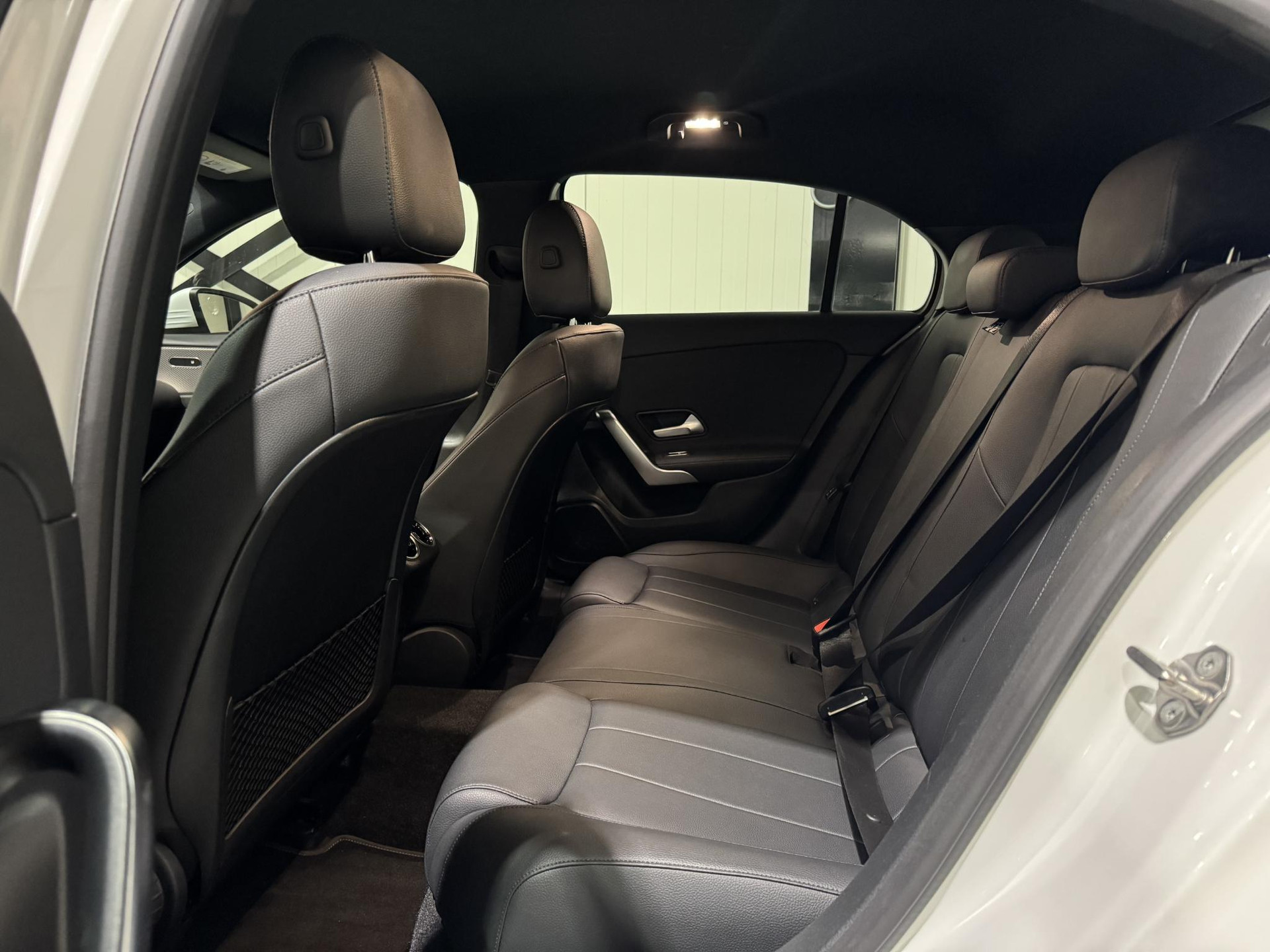 Mercedes-Benz A-Klasse 250 e Business JVP41R