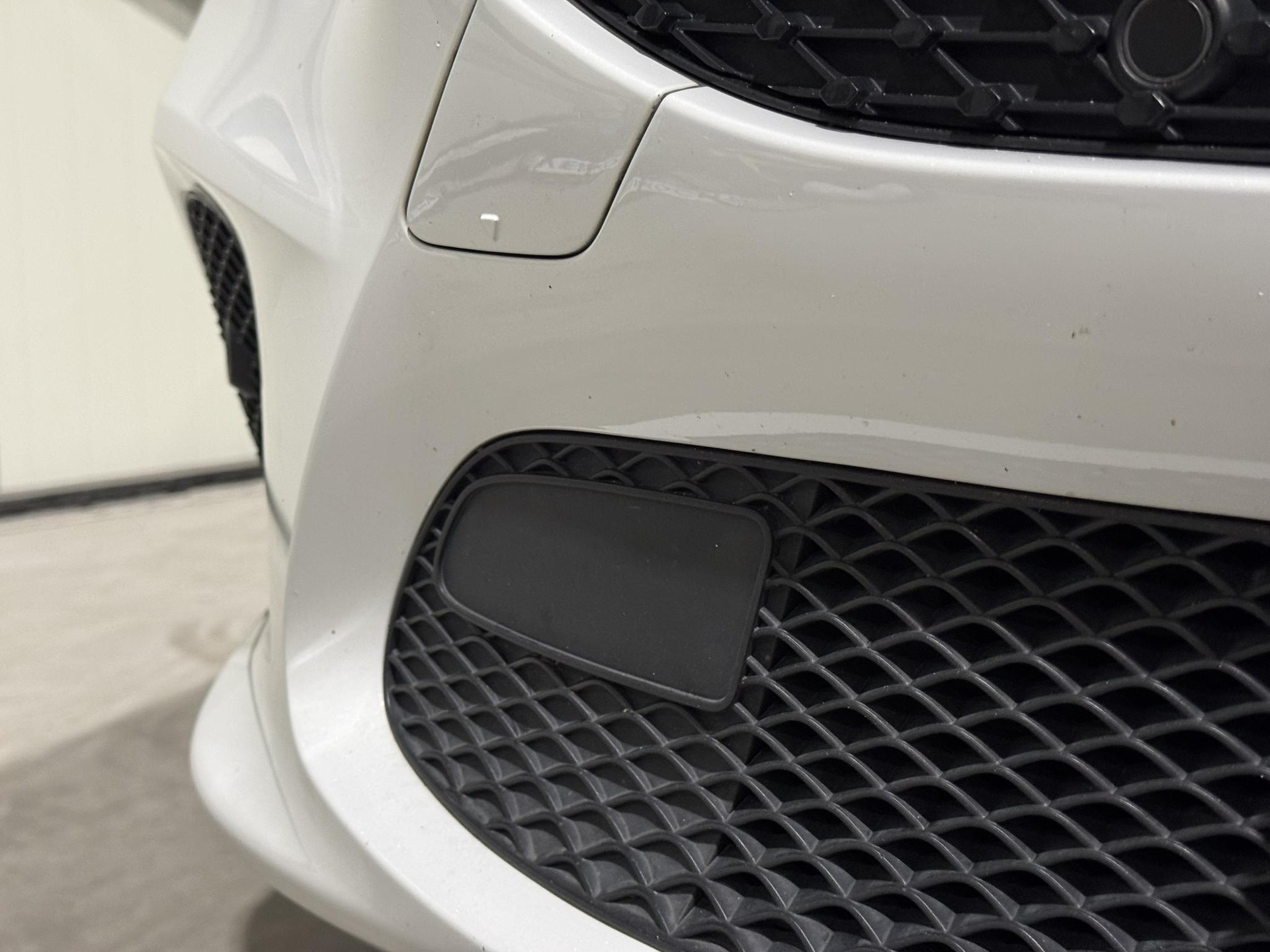 Mercedes-Benz A-Klasse 250 e Business JVP41R