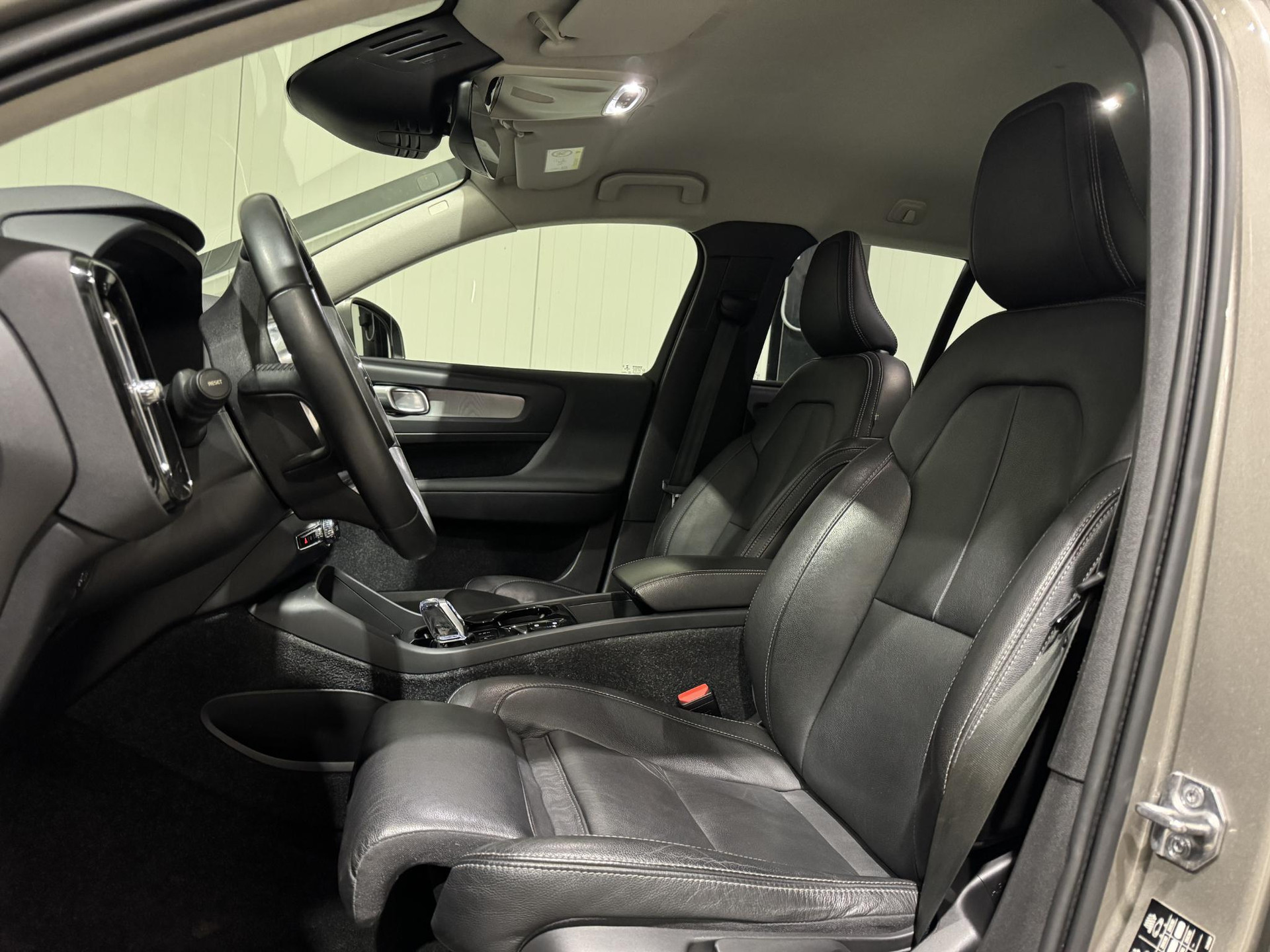 Volvo XC40 1.5 T5 Recharge Inscription JXG78S