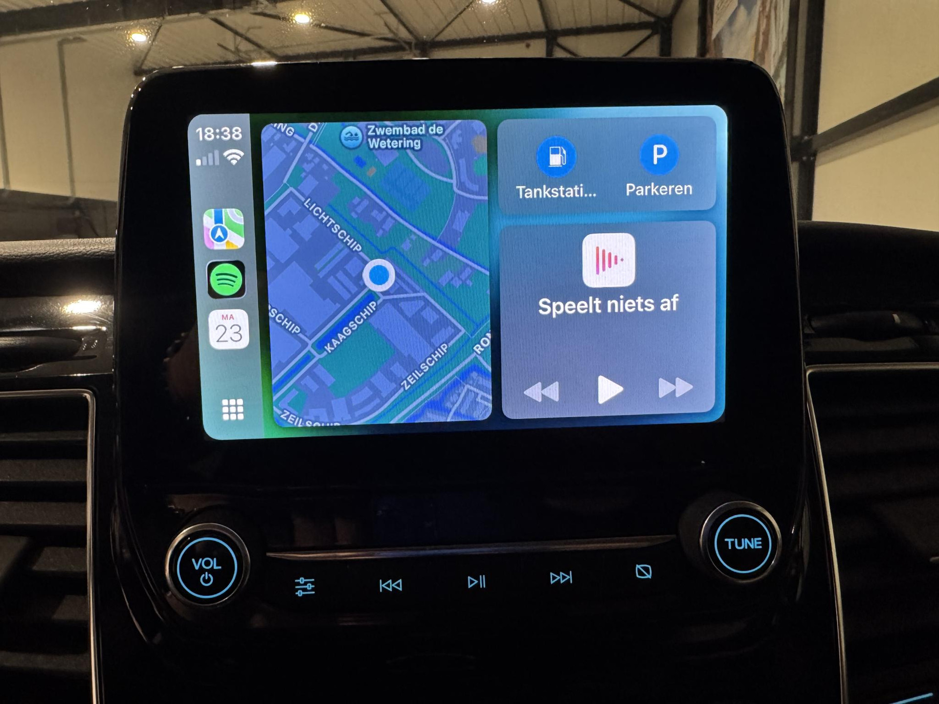 Ford Transit Custom Tourneo 320 1.0 EcoBoost Hybride Titanium JZB13B