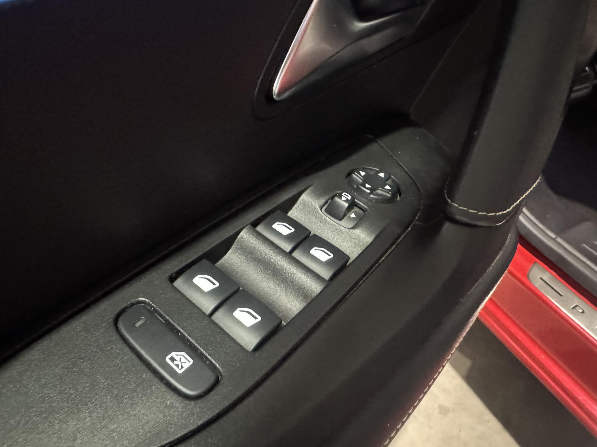 Peugeot e-2008 EV GT Pack 50 kWh P533PL