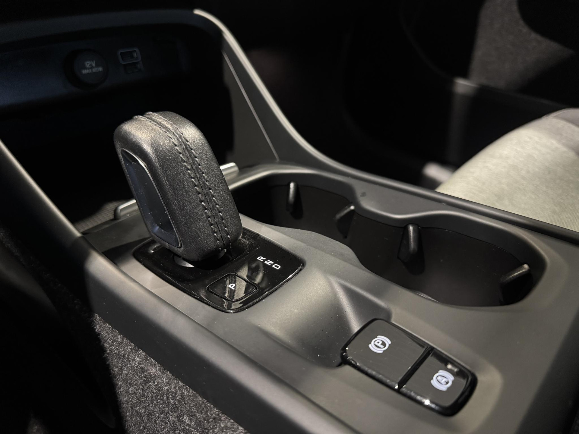 Volvo XC40 1.5 T4 Recharge Inscription Expression JZR81V