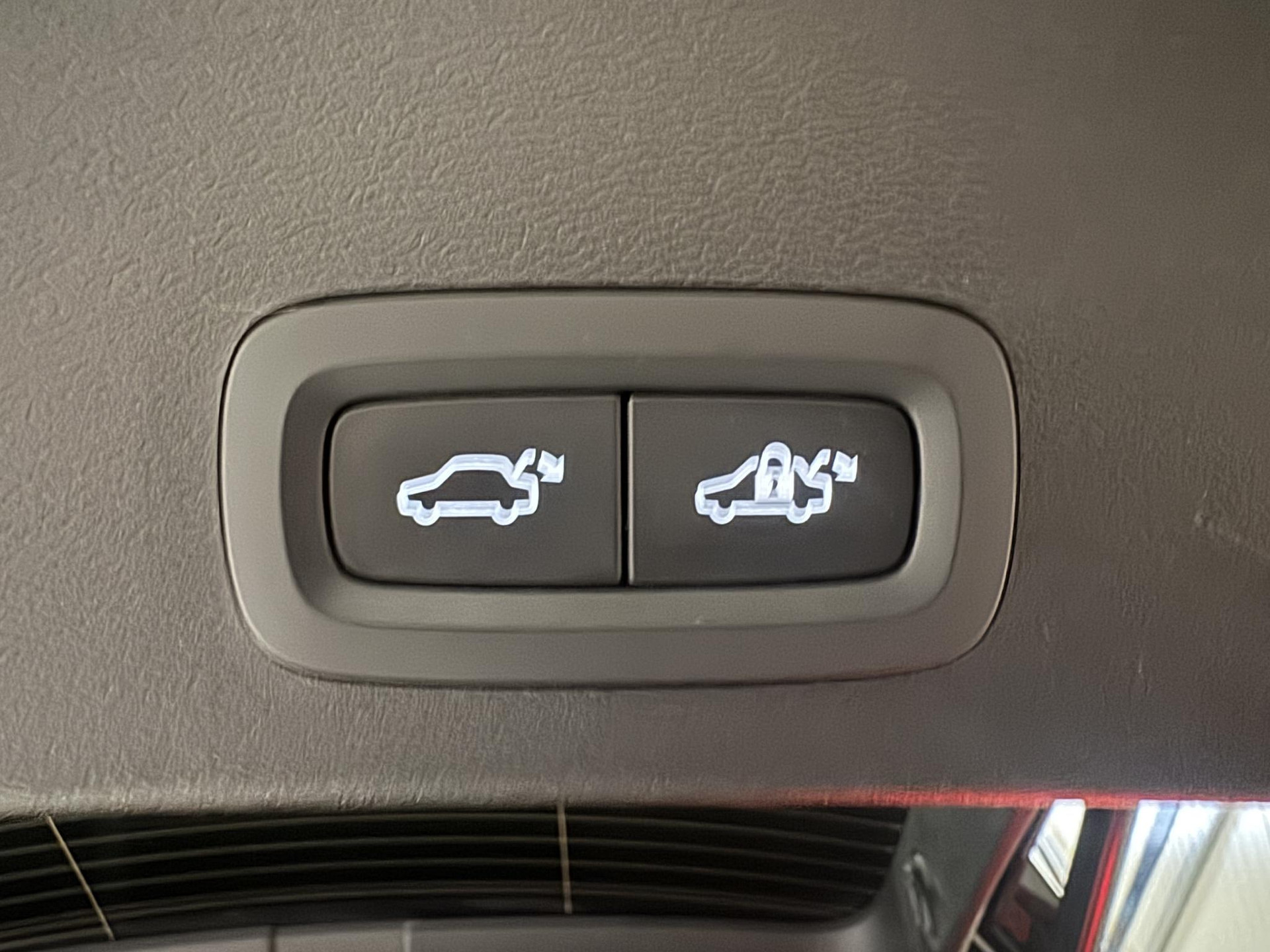 Volvo XC40 1.5 T4 Recharge Inscription Expression JZR81V